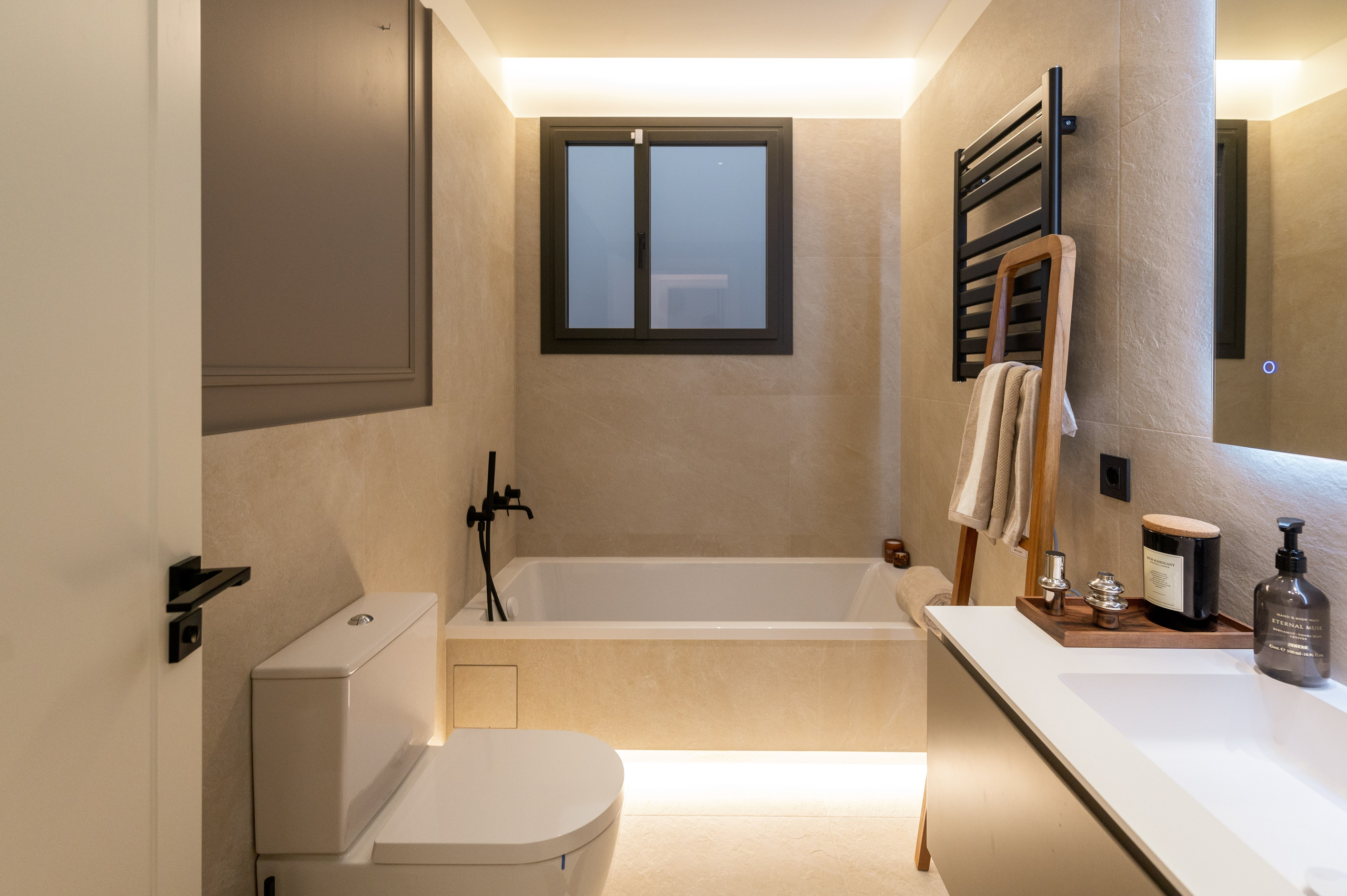 Interiores. Photographer, designer, contentmaker Ivan Batin