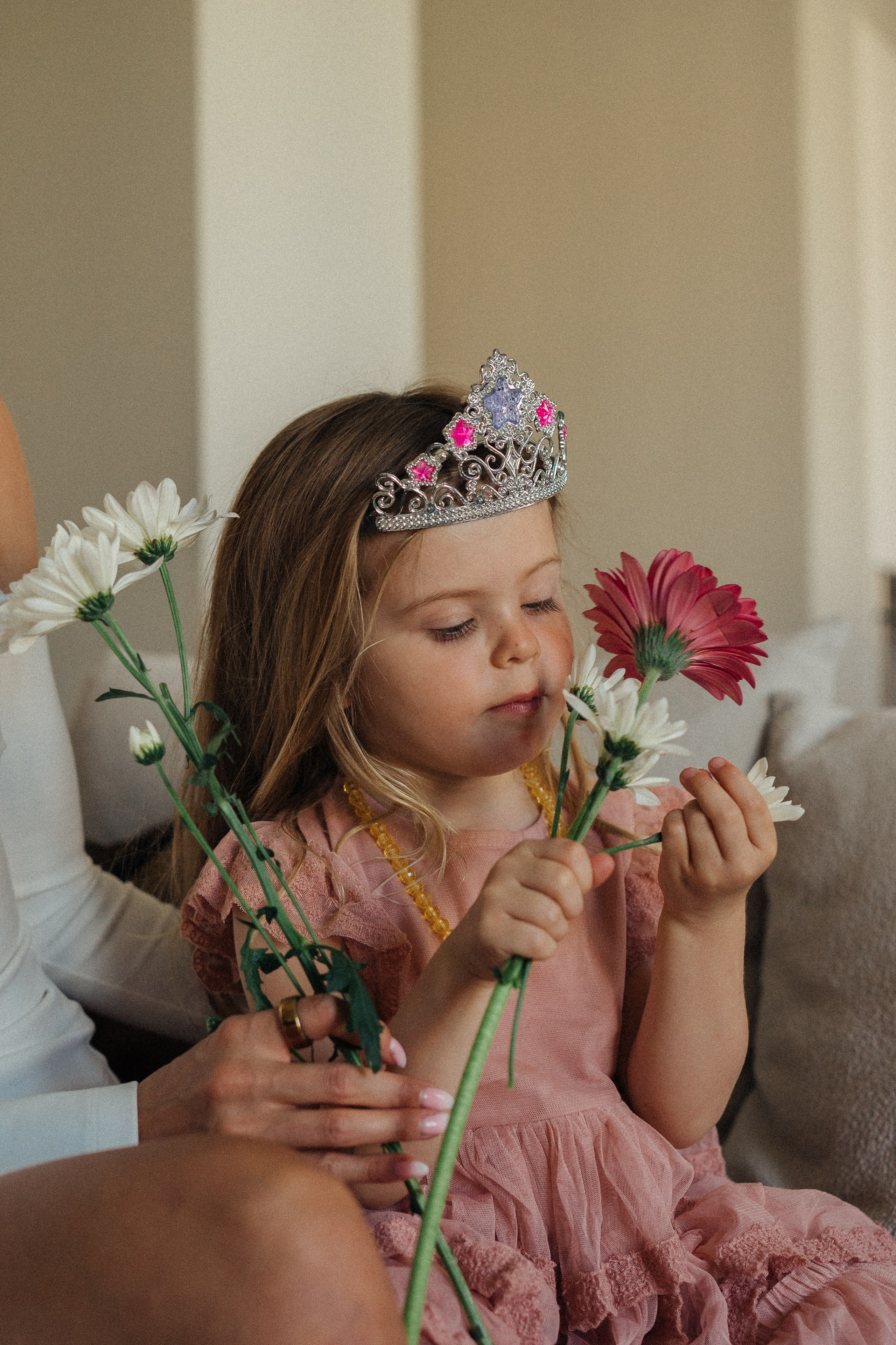 L&H. Wedding and potrait photographer in Helsinki Vickan O