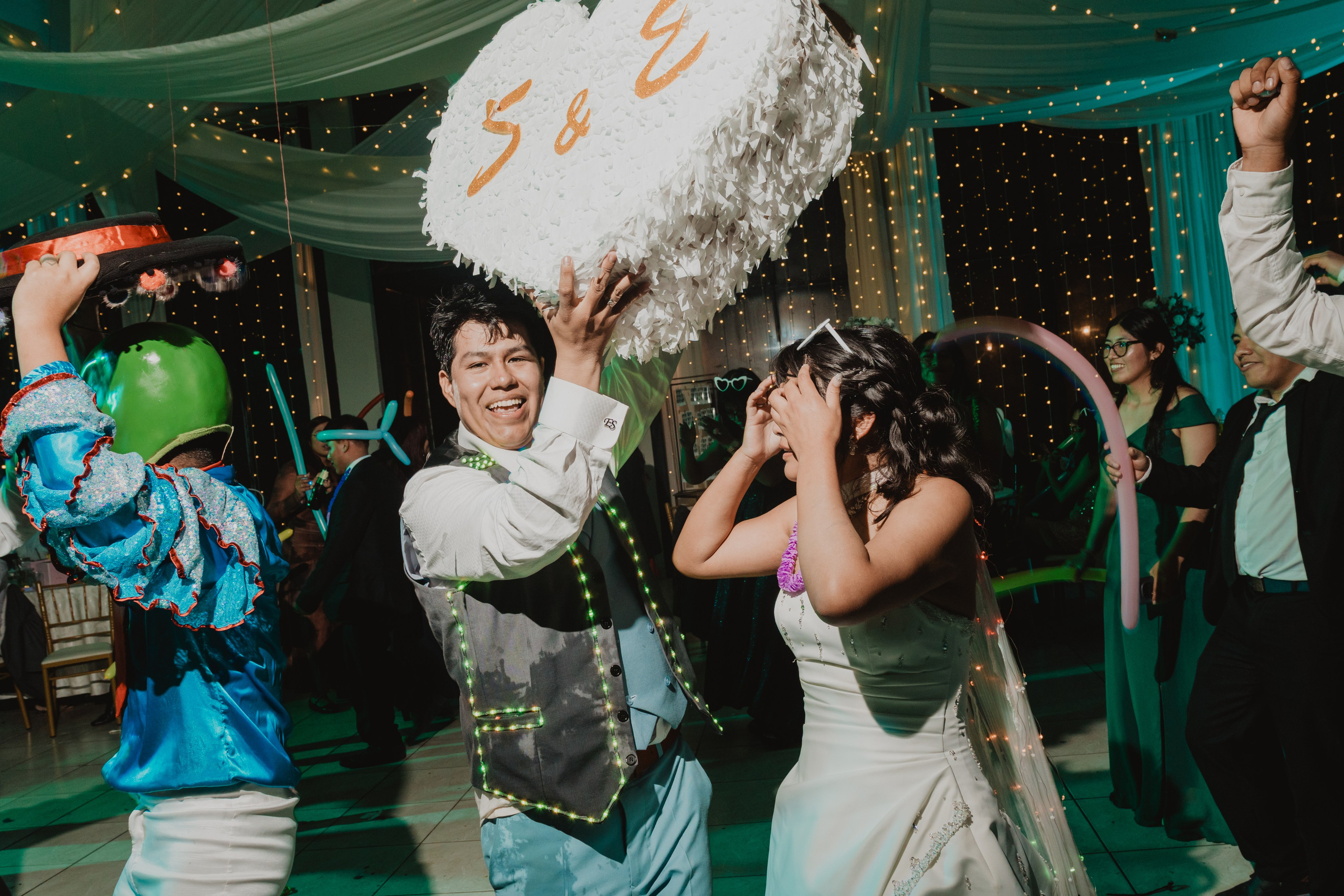 STEISY + EMMANUEL | BODA RELIGIOSA. Studio KVTA | Fotografía y Video de Bodas en Arequipa