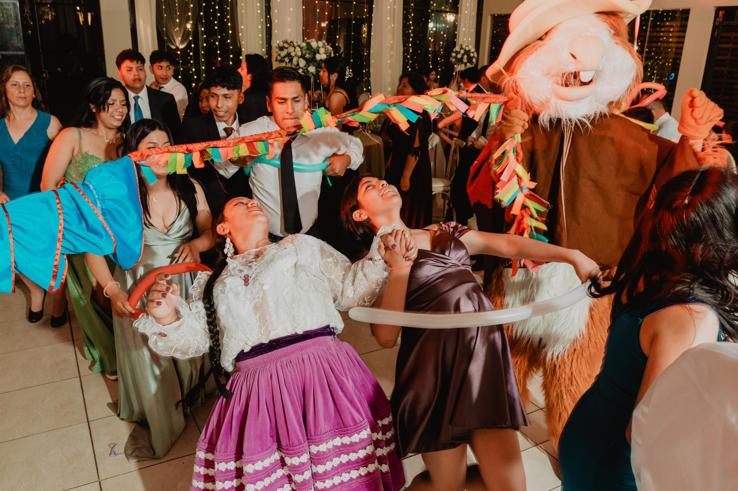 FERNANDO + MARIBEL | BODA RELIGIOSA. Studio KVTA | Fotografía y Video de Bodas en Arequipa