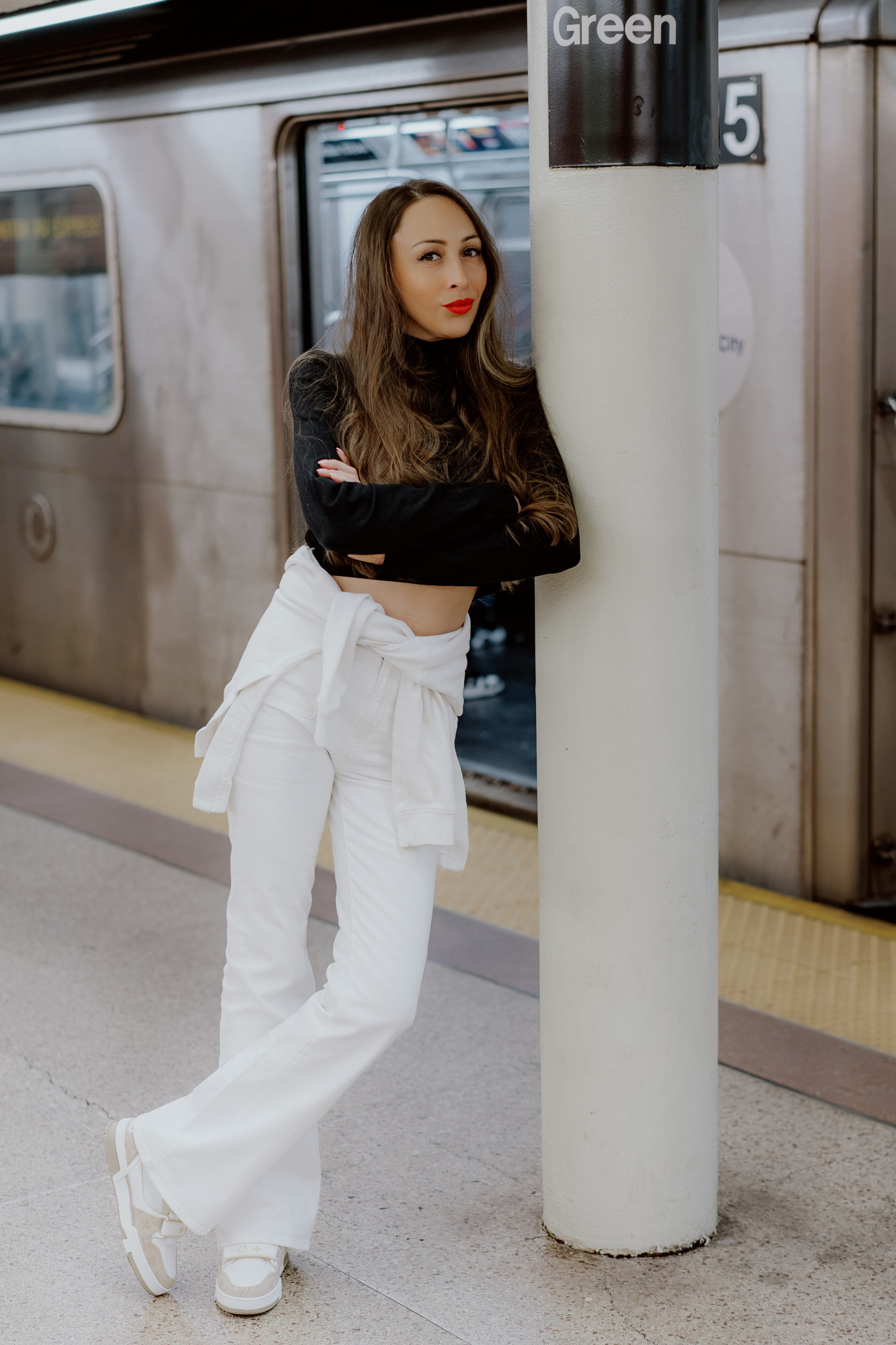 NYC subway. Videographer and photographer in New York // MAKAROV.VIDEO