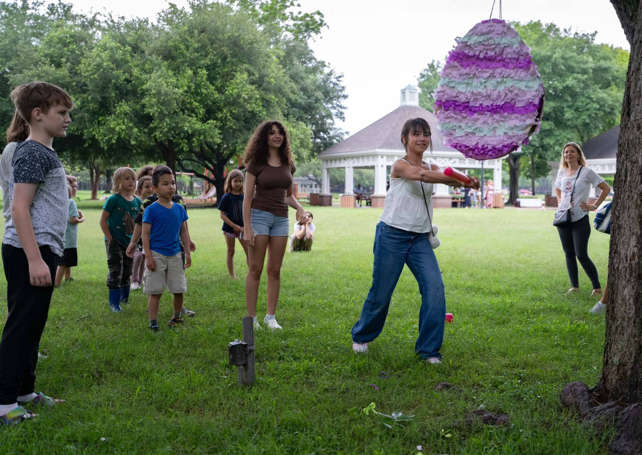 Easter picnic. Photographer Irina Kozhemyakina. Houston