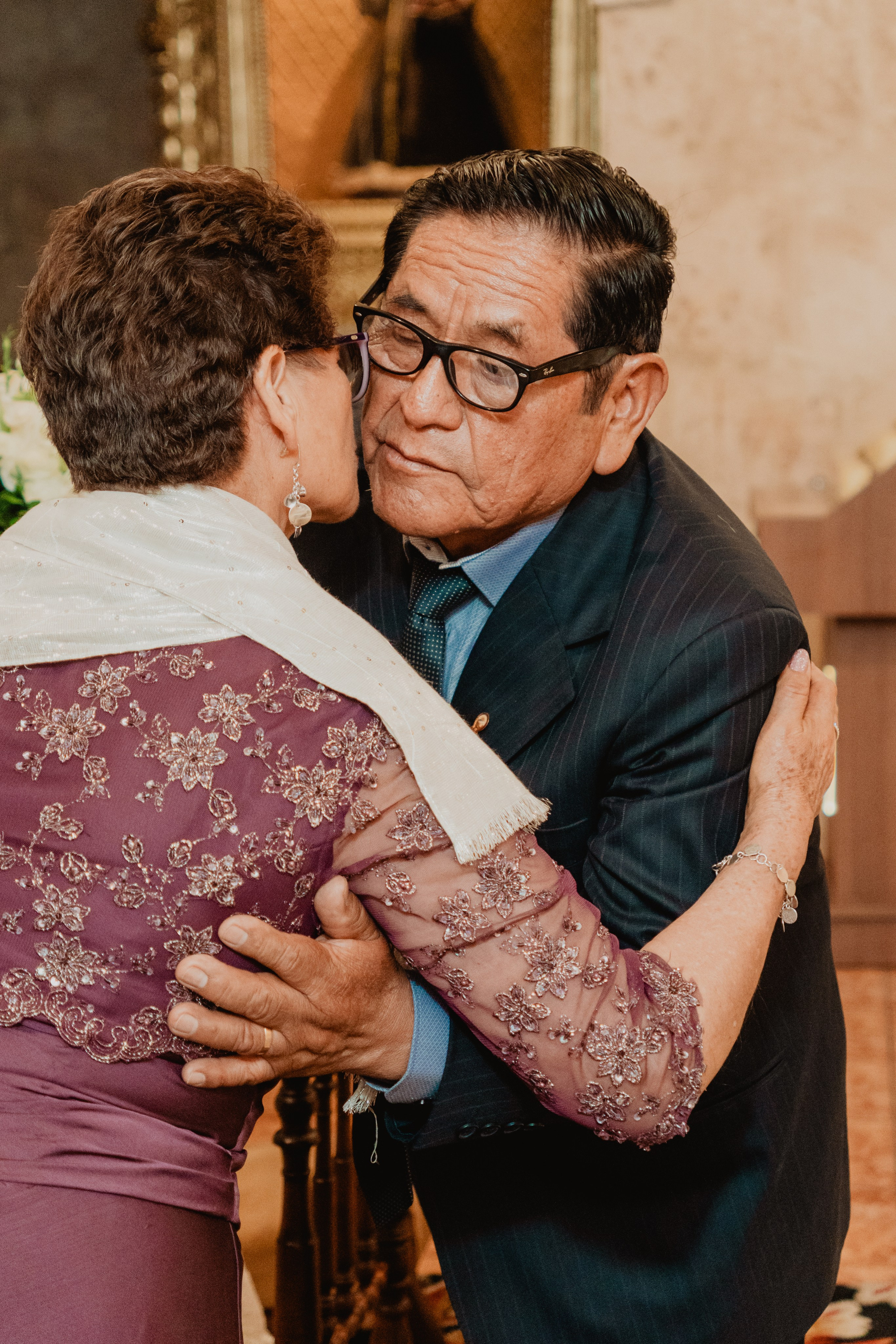 FERNANDO + MARIBEL | BODA RELIGIOSA. Studio KVTA | Fotografía y Video de Bodas en Arequipa