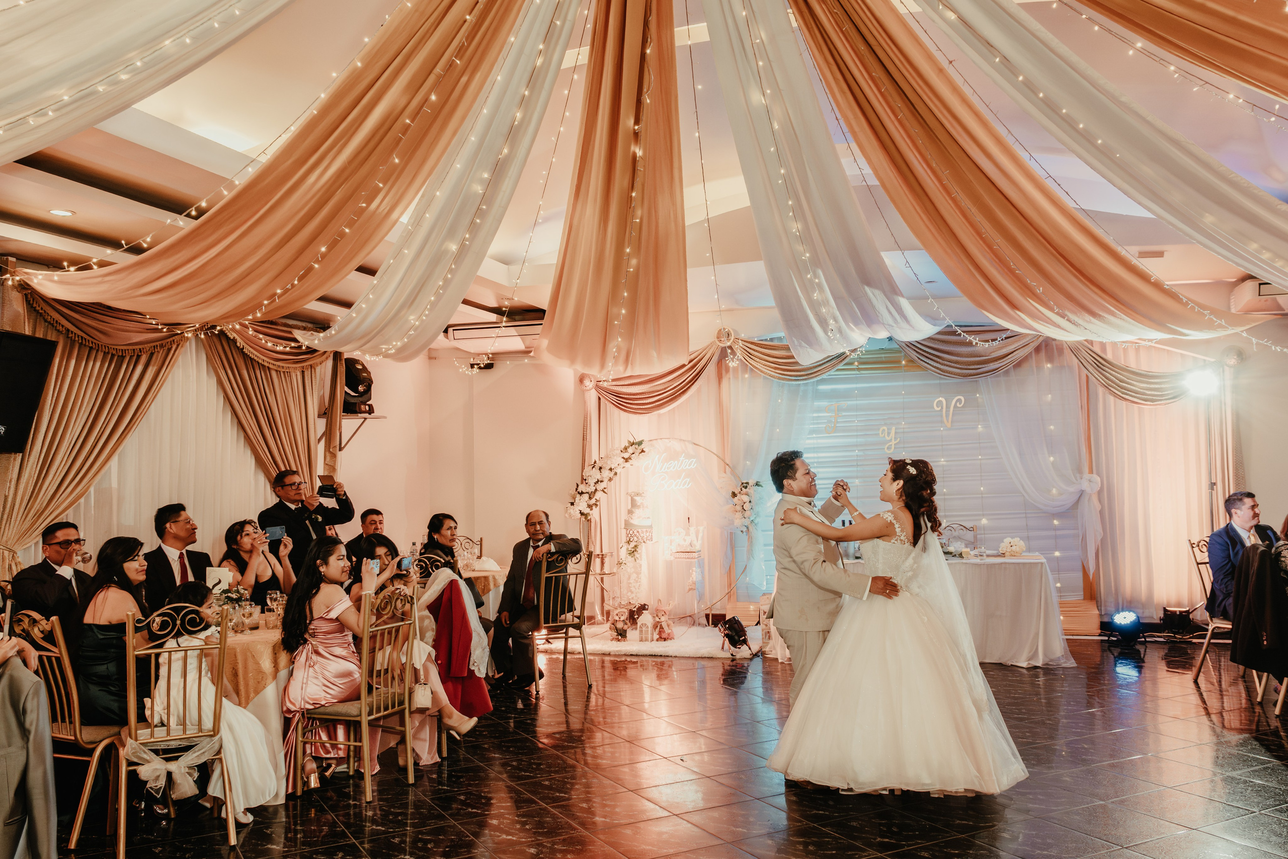 VANESSA + FRANKLIN BODA RELIGIOSA. Studio KVTA | Fotografía y Video de Bodas en Arequipa