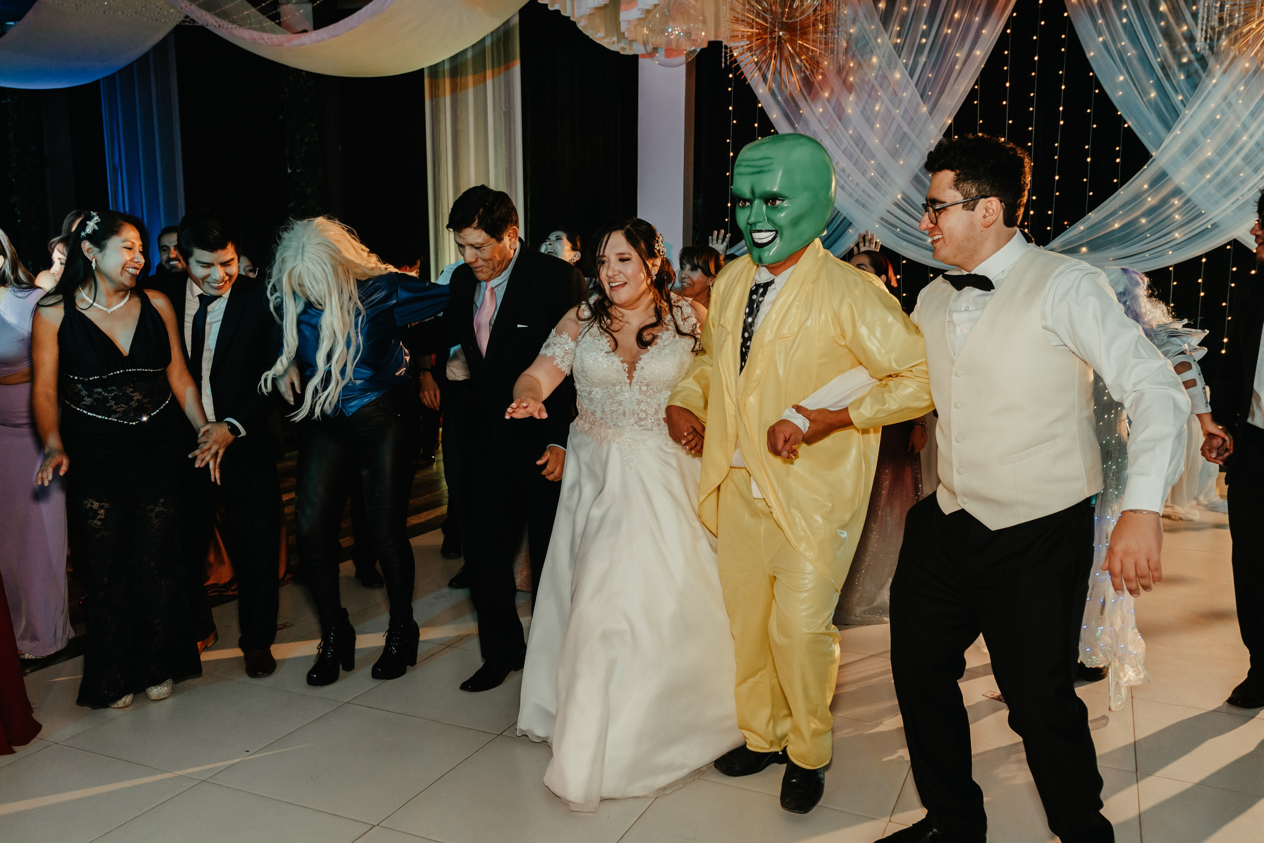 VANIA + LUIS BODA CIVIL. Studio KVTA | Fotografía y Video de Bodas en Arequipa
