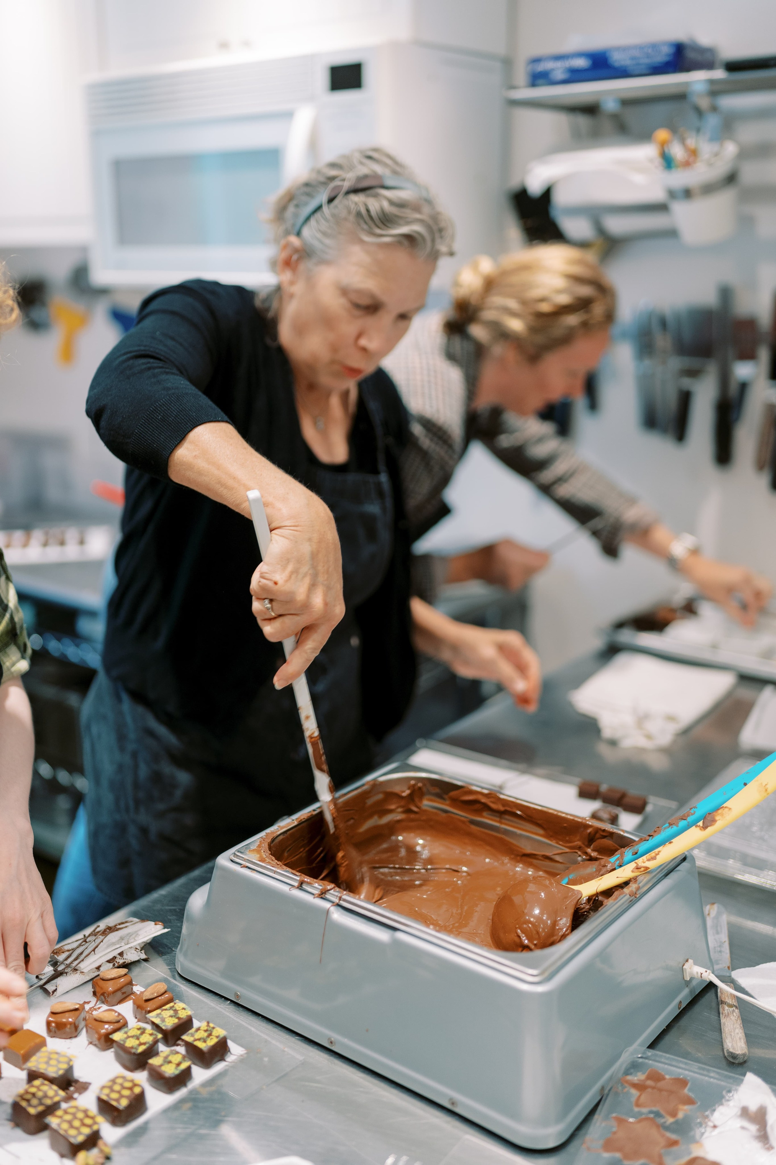 Event: Chocolate-Making Workshop. EVAN ARISTOV WEDDING PHOTOGRAPHY — Seattle Wedding Photographer