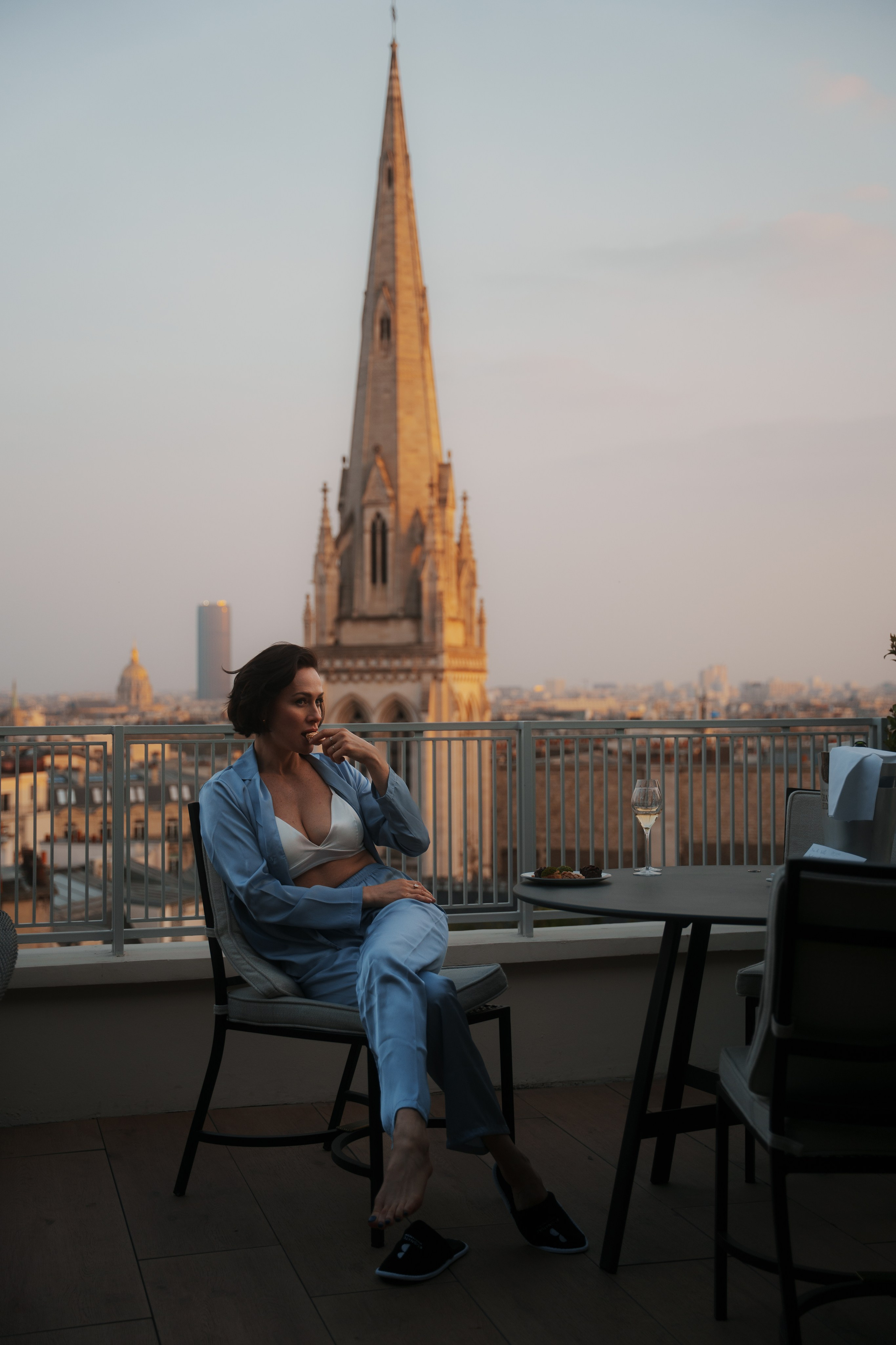 Ekaterina & Emanuele at Hôtel de Sers. Paris photographer — Polina Osipova