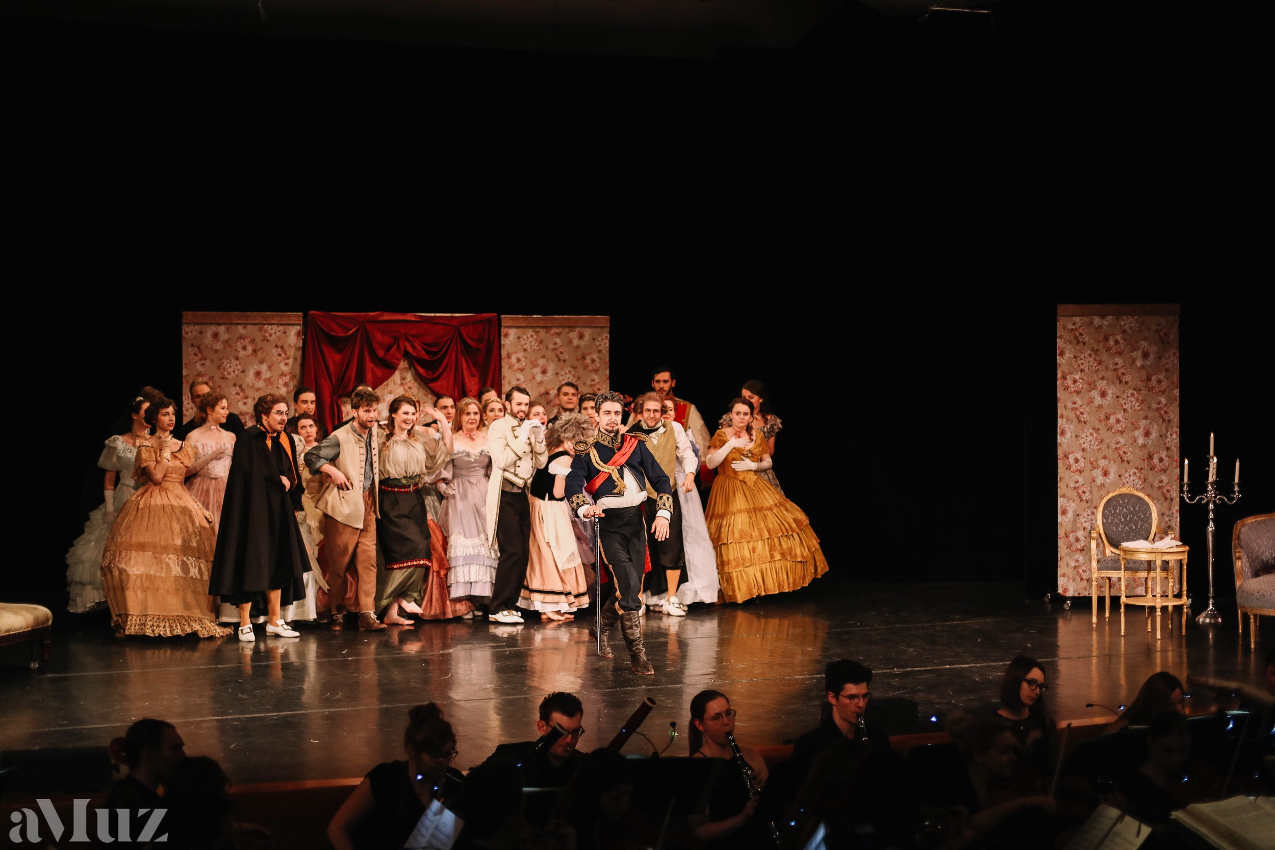 Opera Łąkowa. Fotograf Ślubny Warszawa - Sesje Biznesowe Rodzinne Eventy