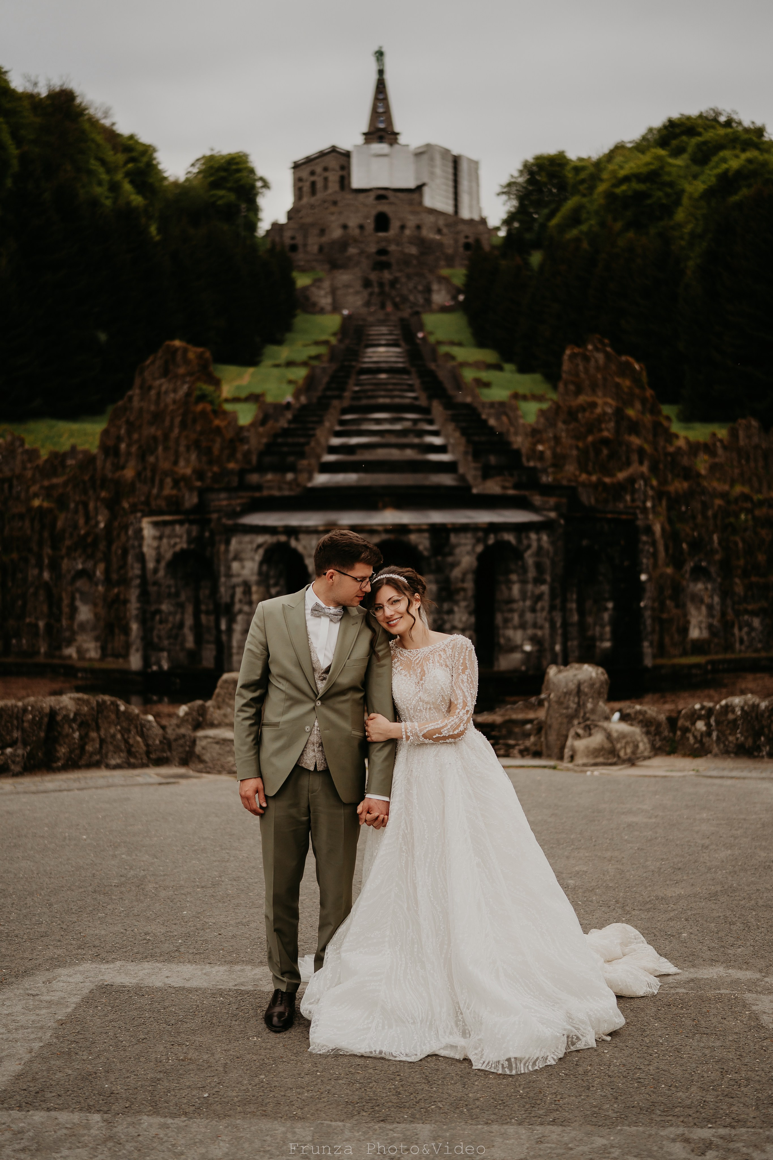 Diana & Cristian / Trash the dress. Foto / Video nunta Deva, Hunedoara