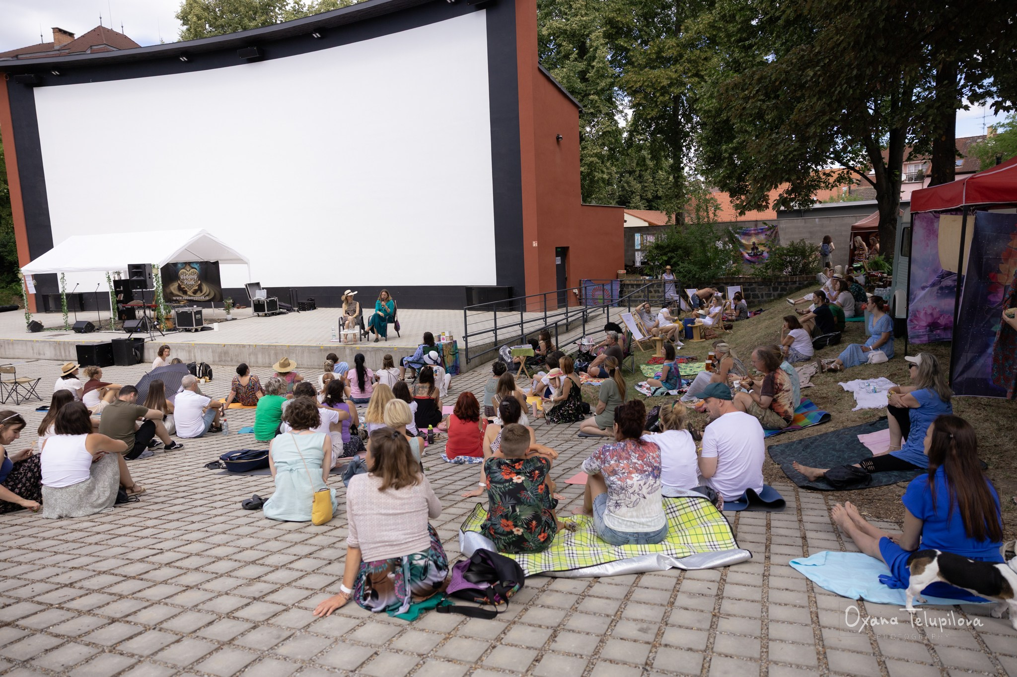 Festival Vedomý Písek. Rodinná, těhotenská, newborn a lifestyle fotografka v Písku Oxana Telupilova