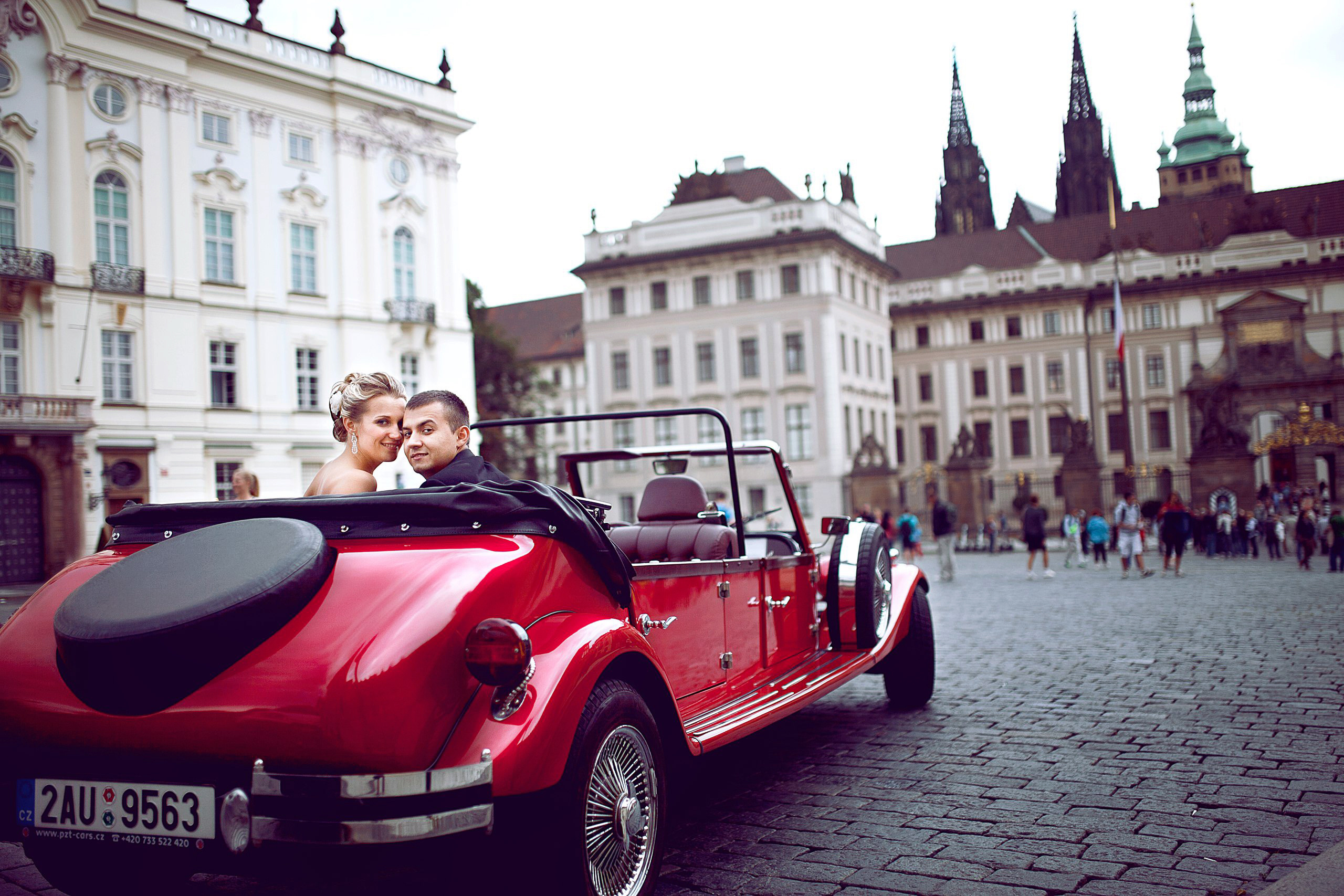 Wedding photography in Singapore. Photographer in Singapore Kate Bird