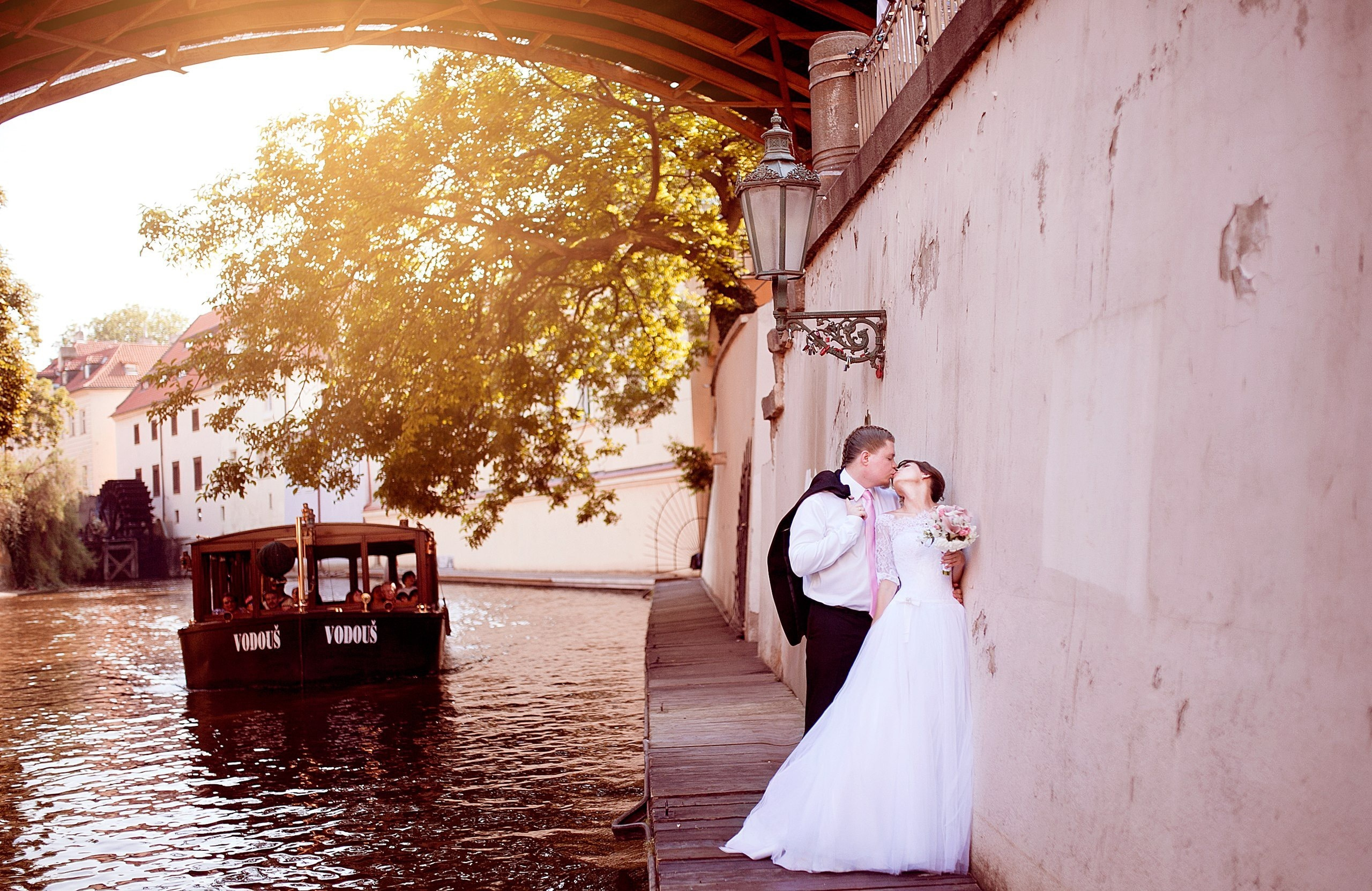Wedding photography in Singapore. Photographer in Singapore Kate Bird