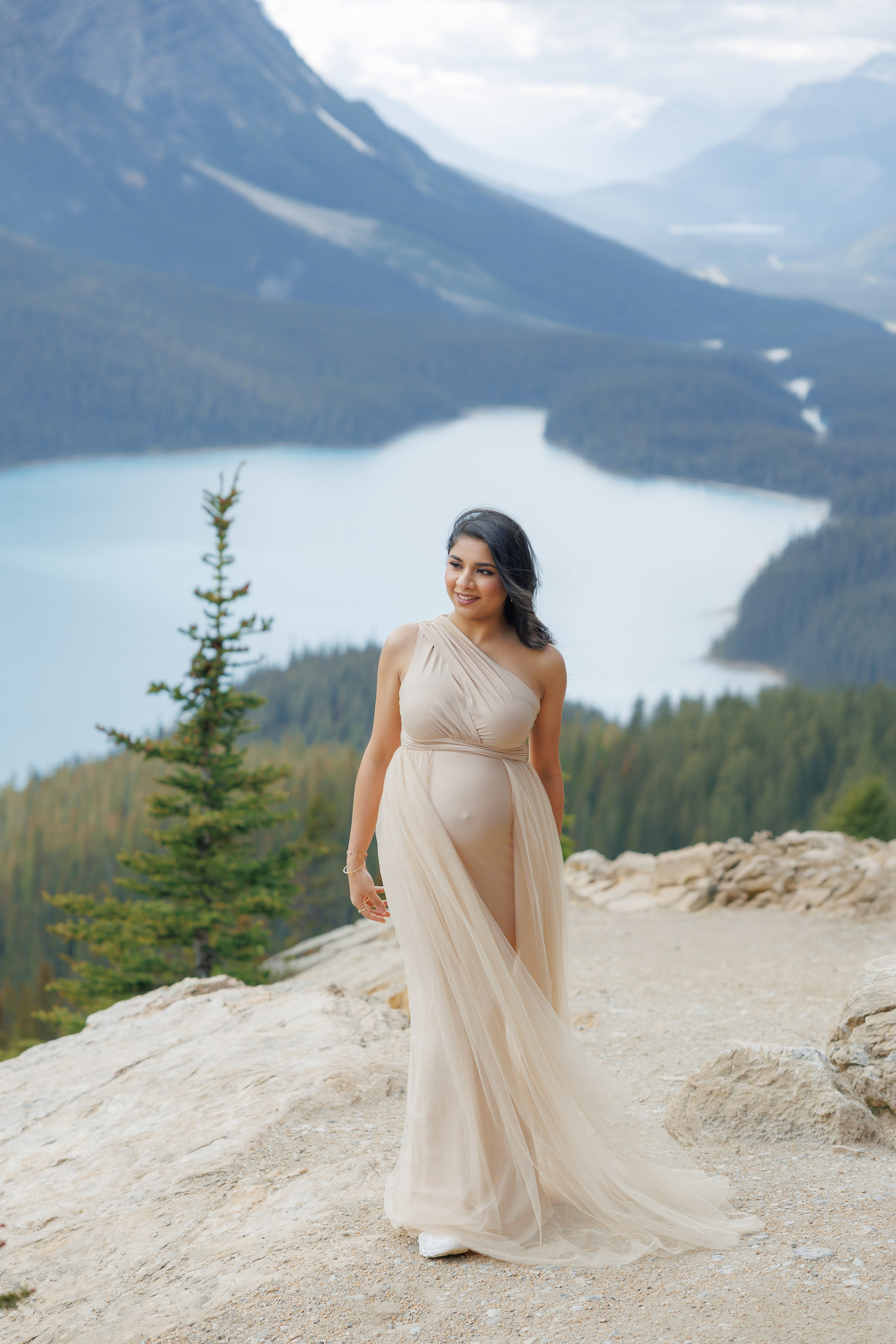 Mountain maternity shoot. Home