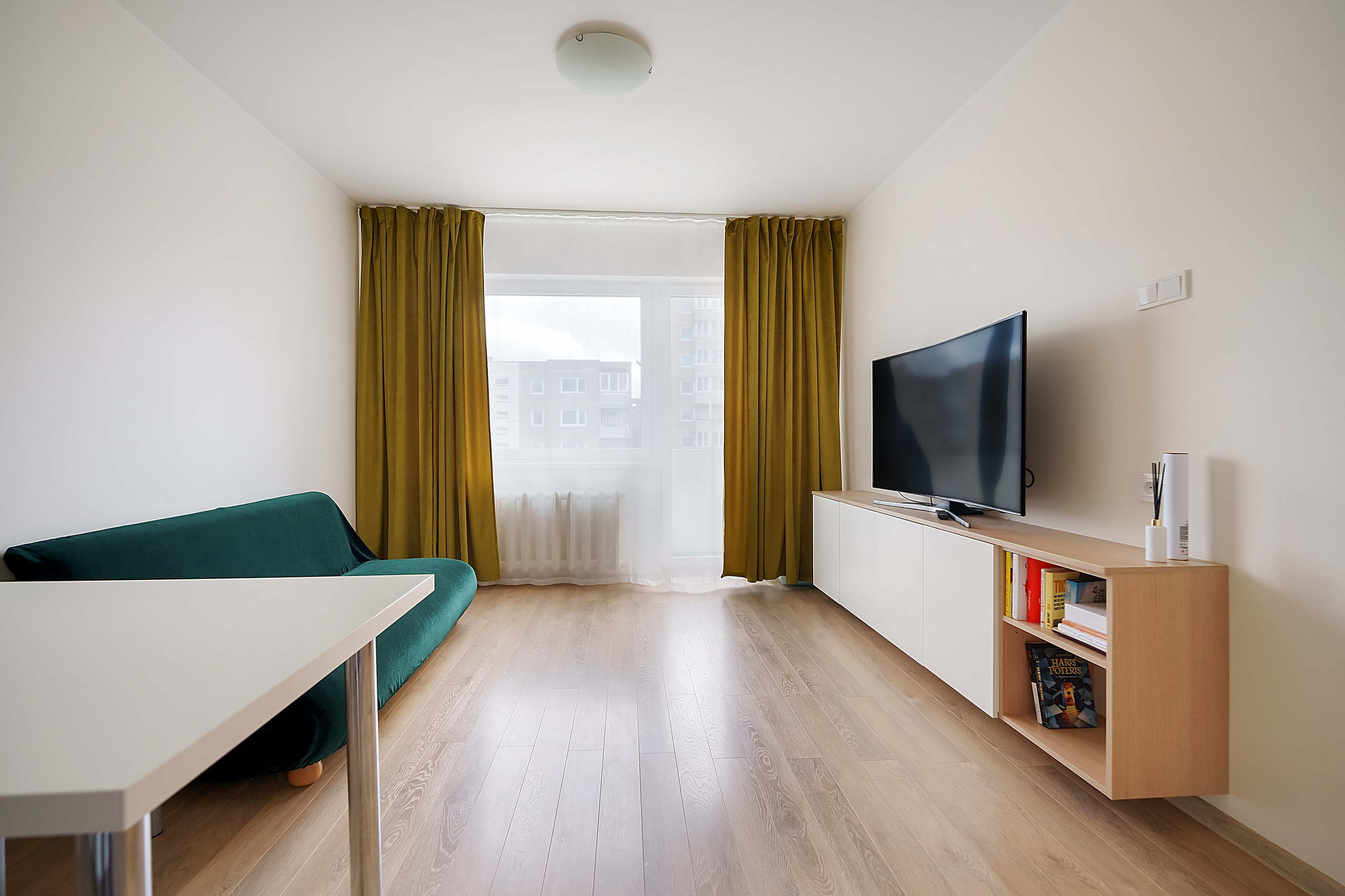 Stanevičiaus g. 64. Elina Sapiega fotografė Vilniuje