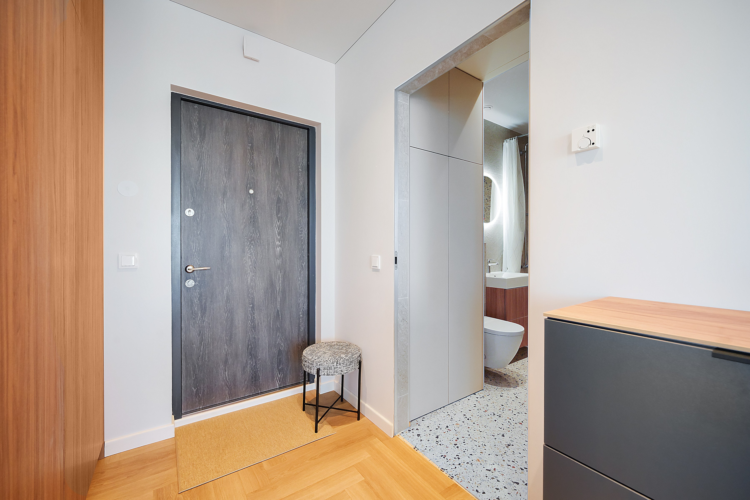 Viršuliškių g. 38B. Elina Sapiega fotografė Vilniuje