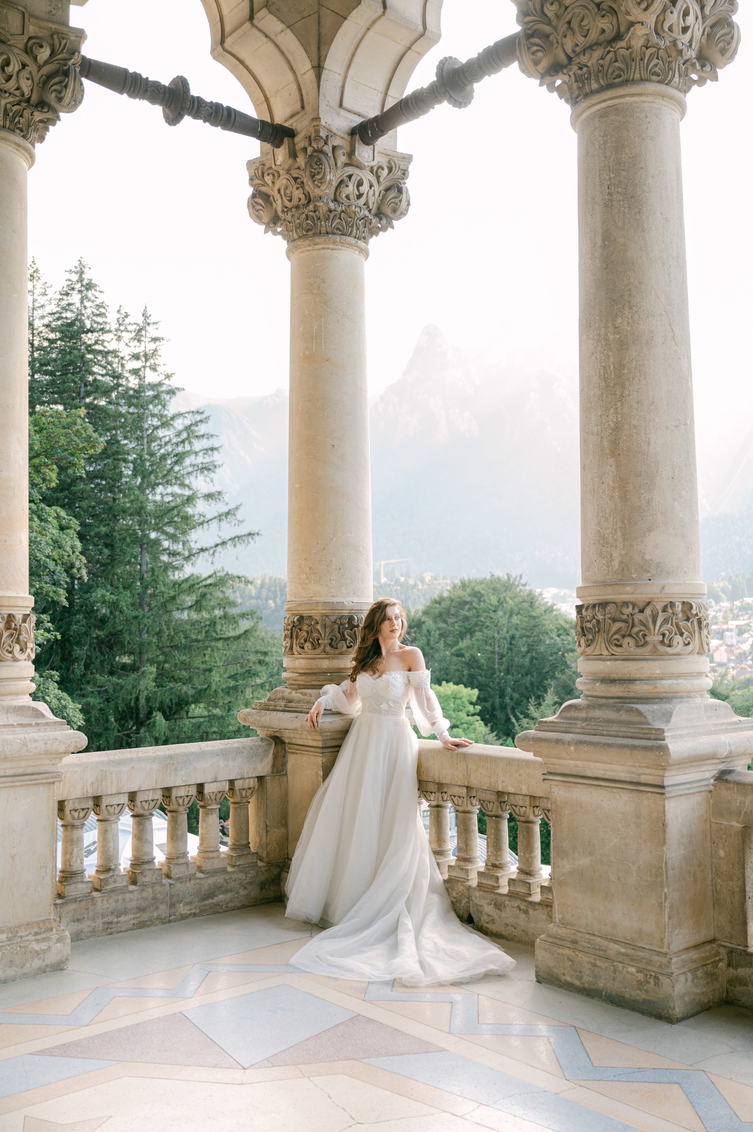 Ședință foto Trash the Dress la Castelul Cantacuzino realizată de fotograf nuntă Brașov Happy Souls