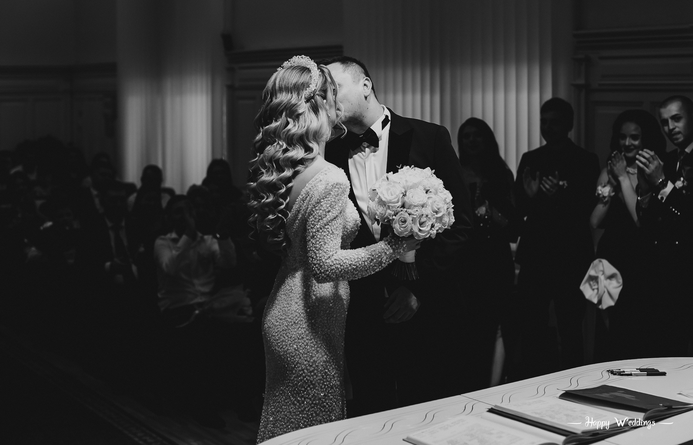 “Nunta lui Marius și Cristina # absolut LEGENDARĂ. Fotograf nuntă Bistrița | Fotograf botez & evenimente — Happy Weddings