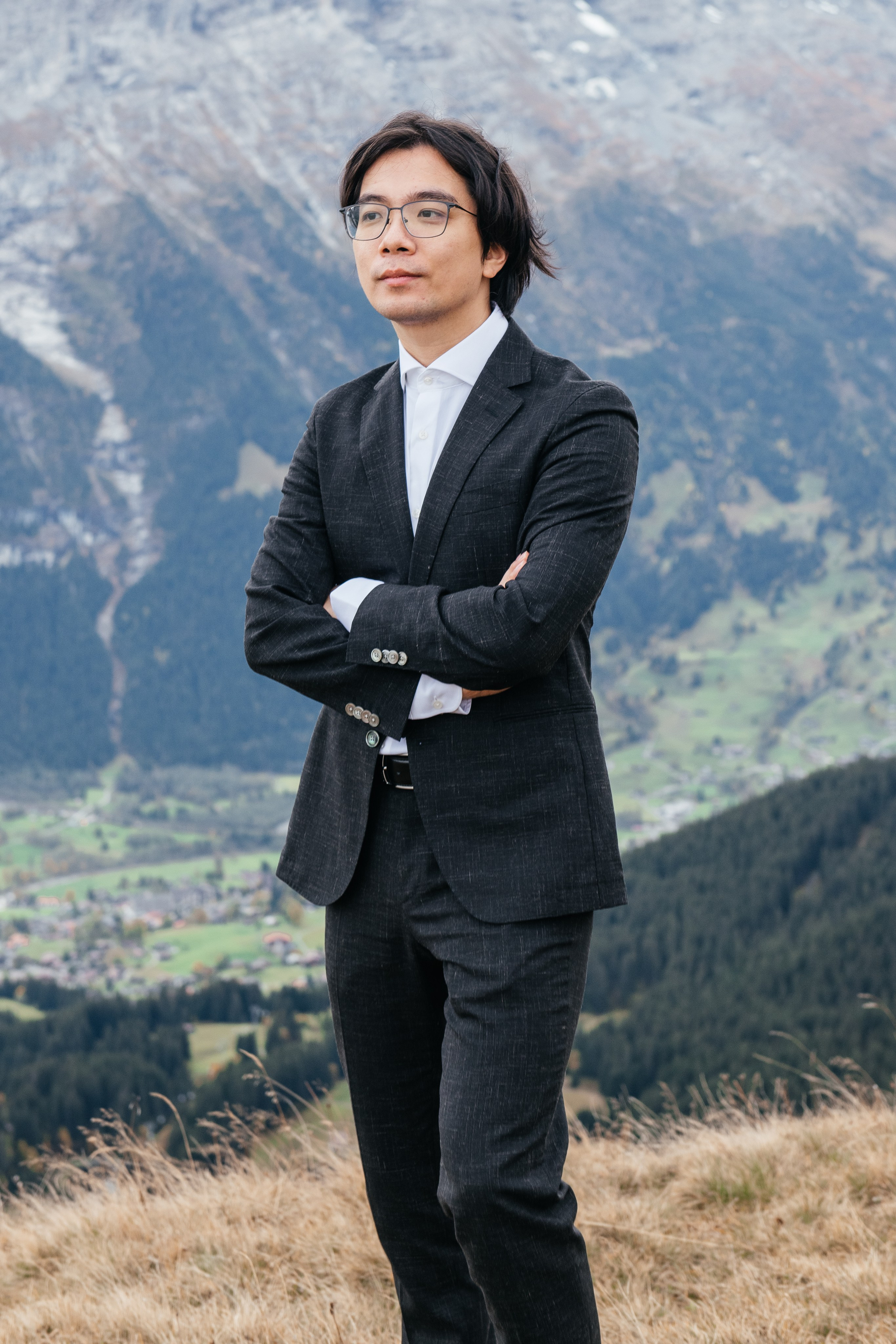 Kaiwen & Xiaoming Grindelwald, Switzerland. I am Elena Altendorfer. Wedding photographer in Zurich and Switzerland