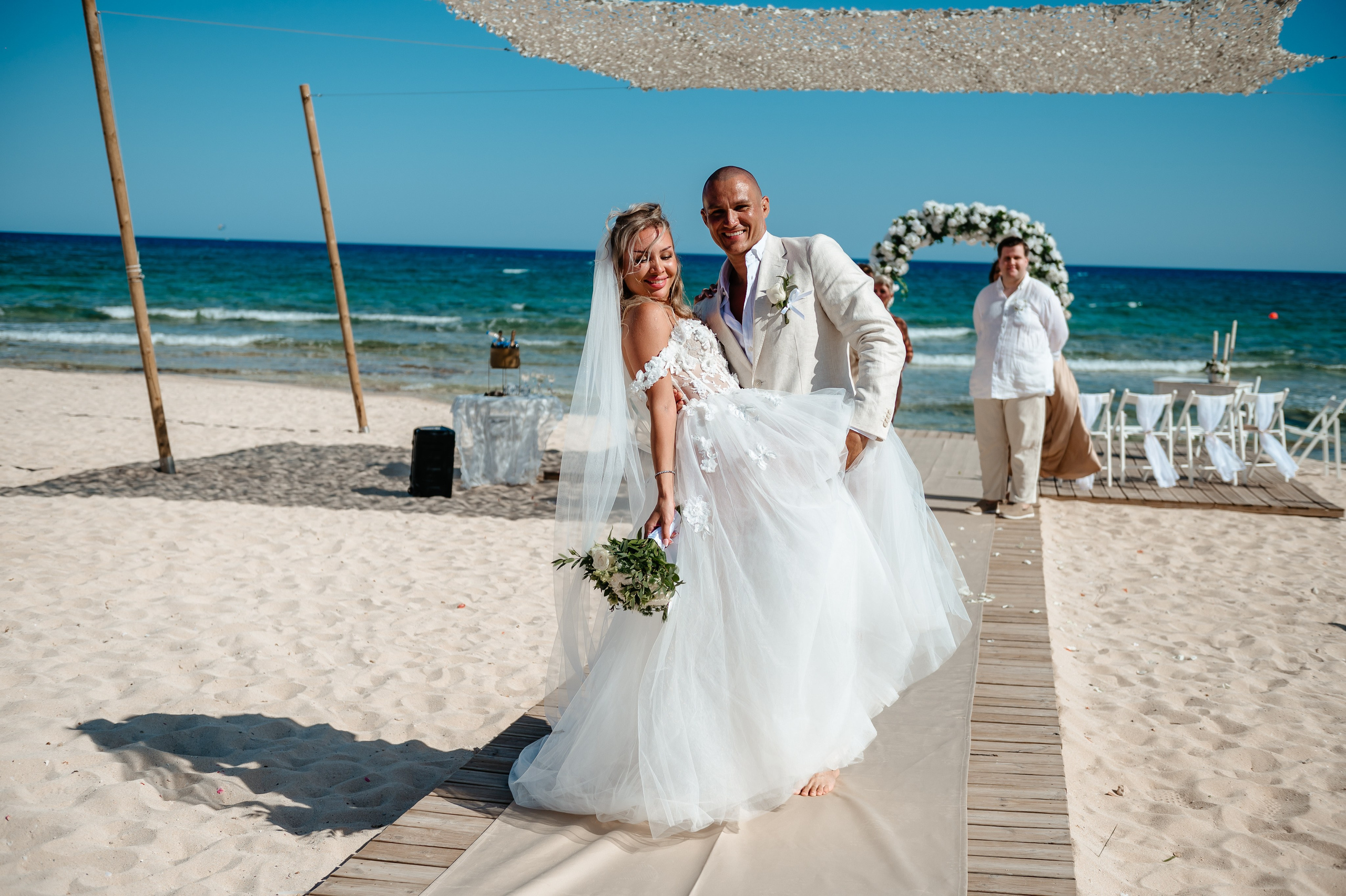 Sirens beach ceremony. AdrianOltean.wfolio.pro