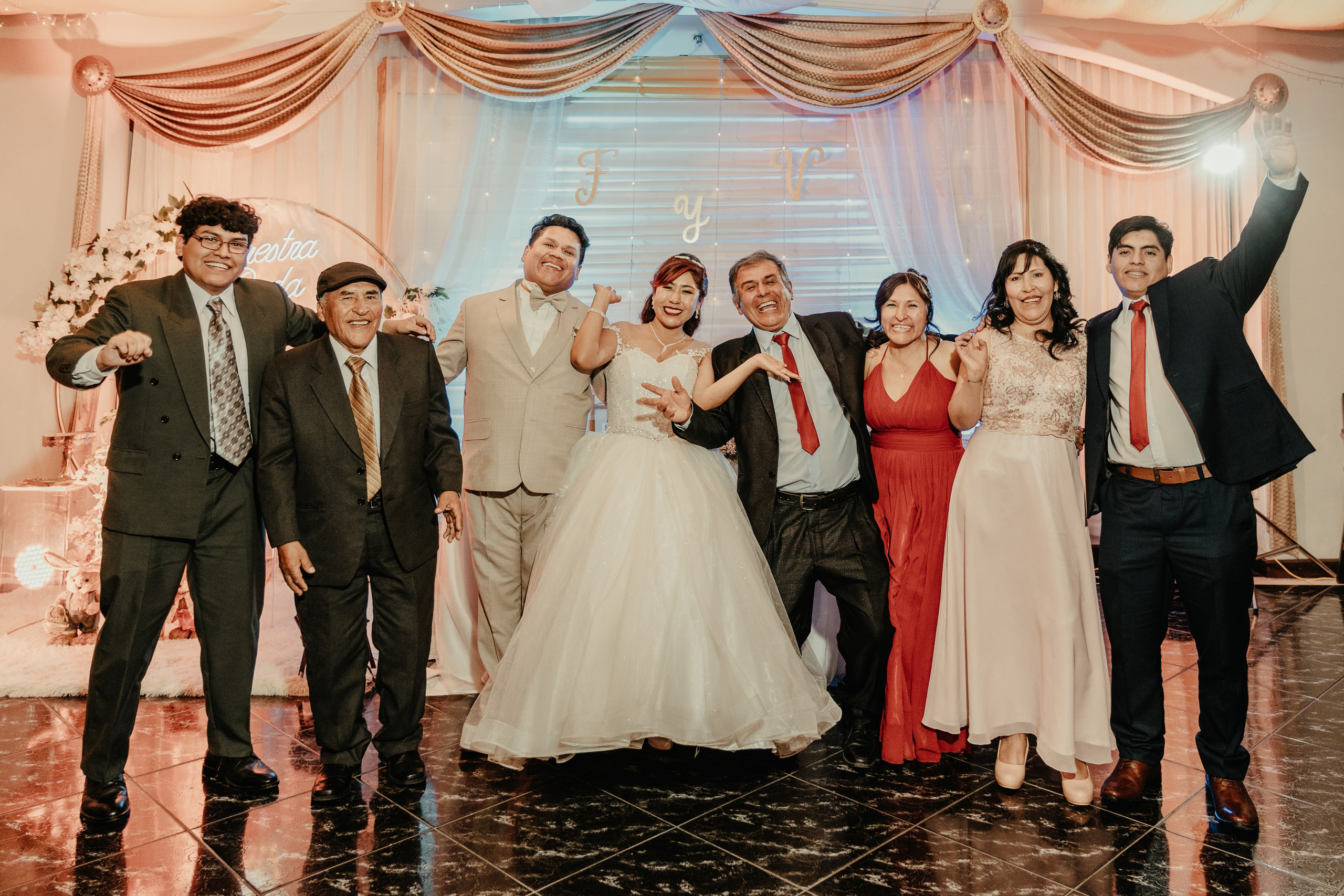 VANESSA + FRANKLIN BODA RELIGIOSA. Studio KVTA | Fotografía y Video de Bodas en Arequipa
