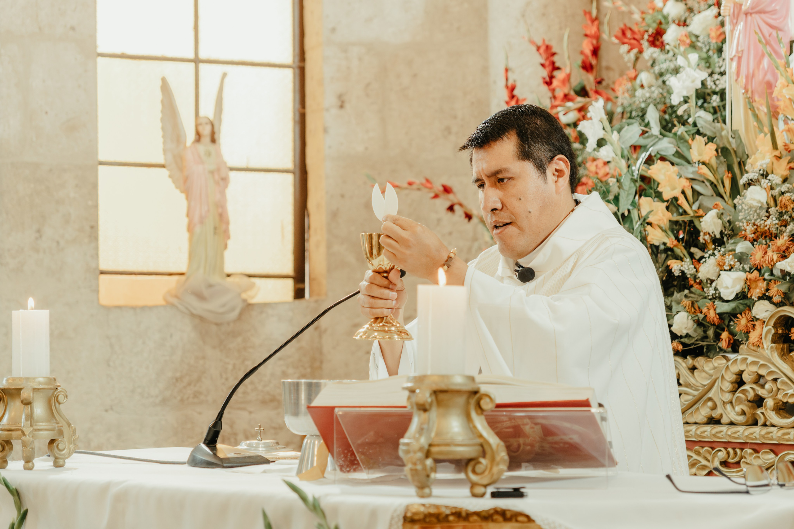 VANESSA + FRANKLIN BODA RELIGIOSA. Studio KVTA | Fotografía y Video de Bodas en Arequipa