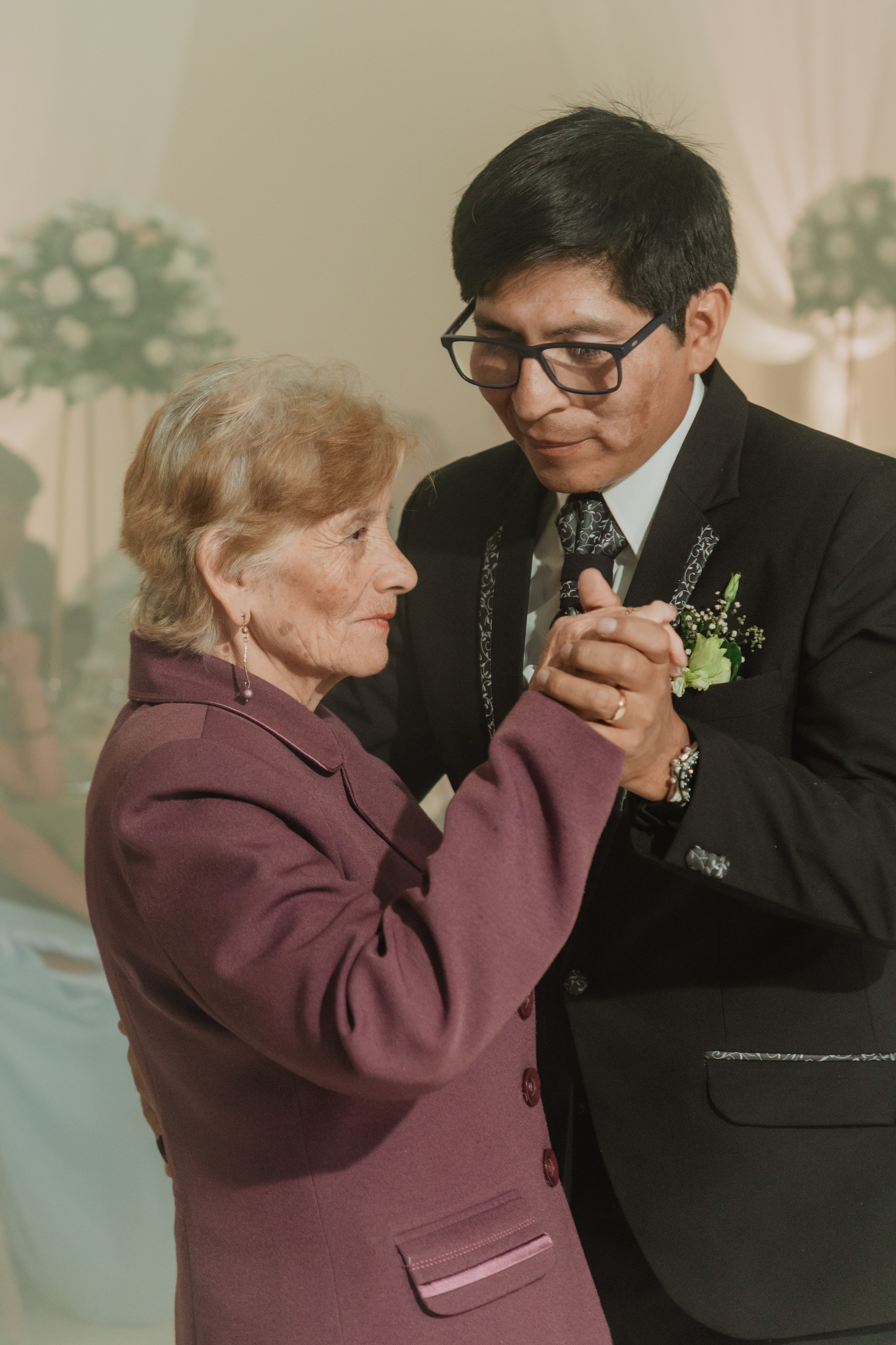 FERNANDO + MARIBEL | BODA RELIGIOSA. Studio KVTA | Fotografía y Video de Bodas en Arequipa