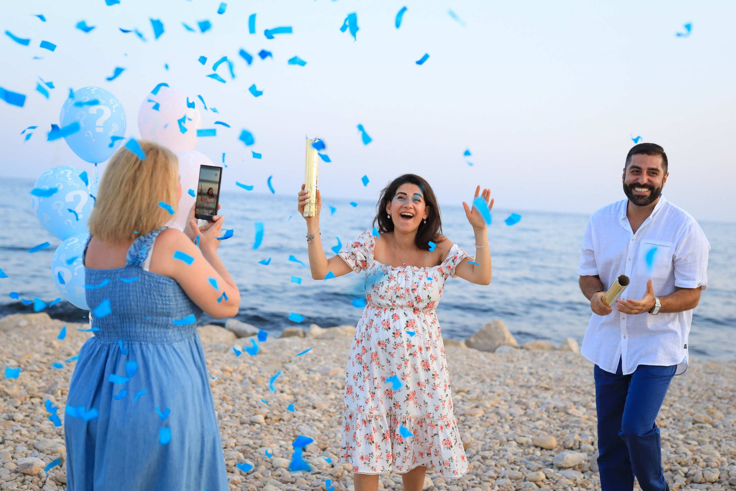 Gender party. Wedding and family photographer in Altea, Valencia, Alicante, Benidorm