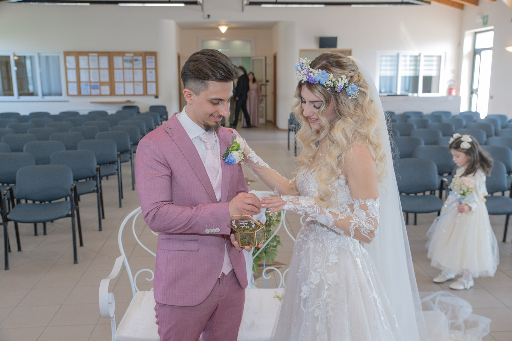 Angelo & Claudia. Fotografo matrimonio Lago di Como Ferrari Media Production