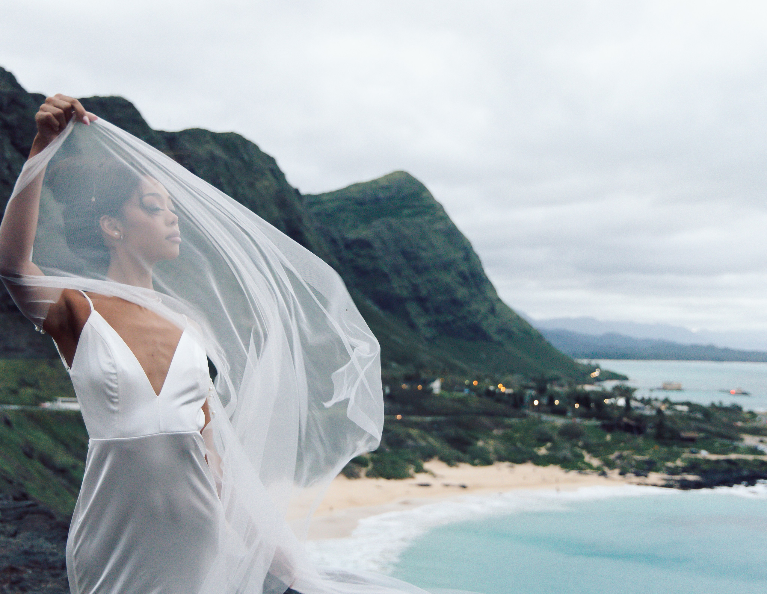 Stephanie, Hawaii. Wedding Photo & Video