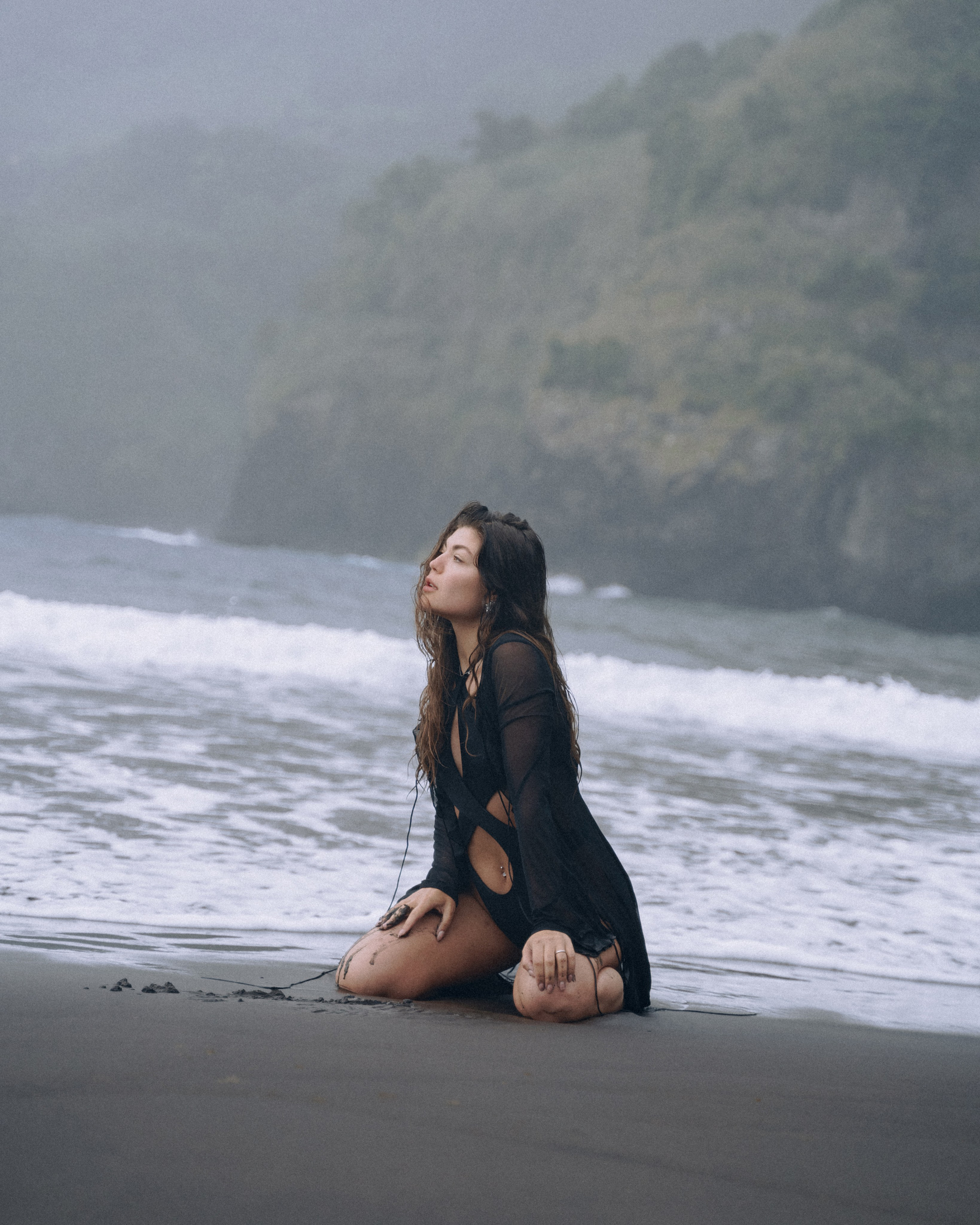Daria — Seixal Beach Photoshoot in Misty Weather | Photographer Madeira. Your photographer in Madeira