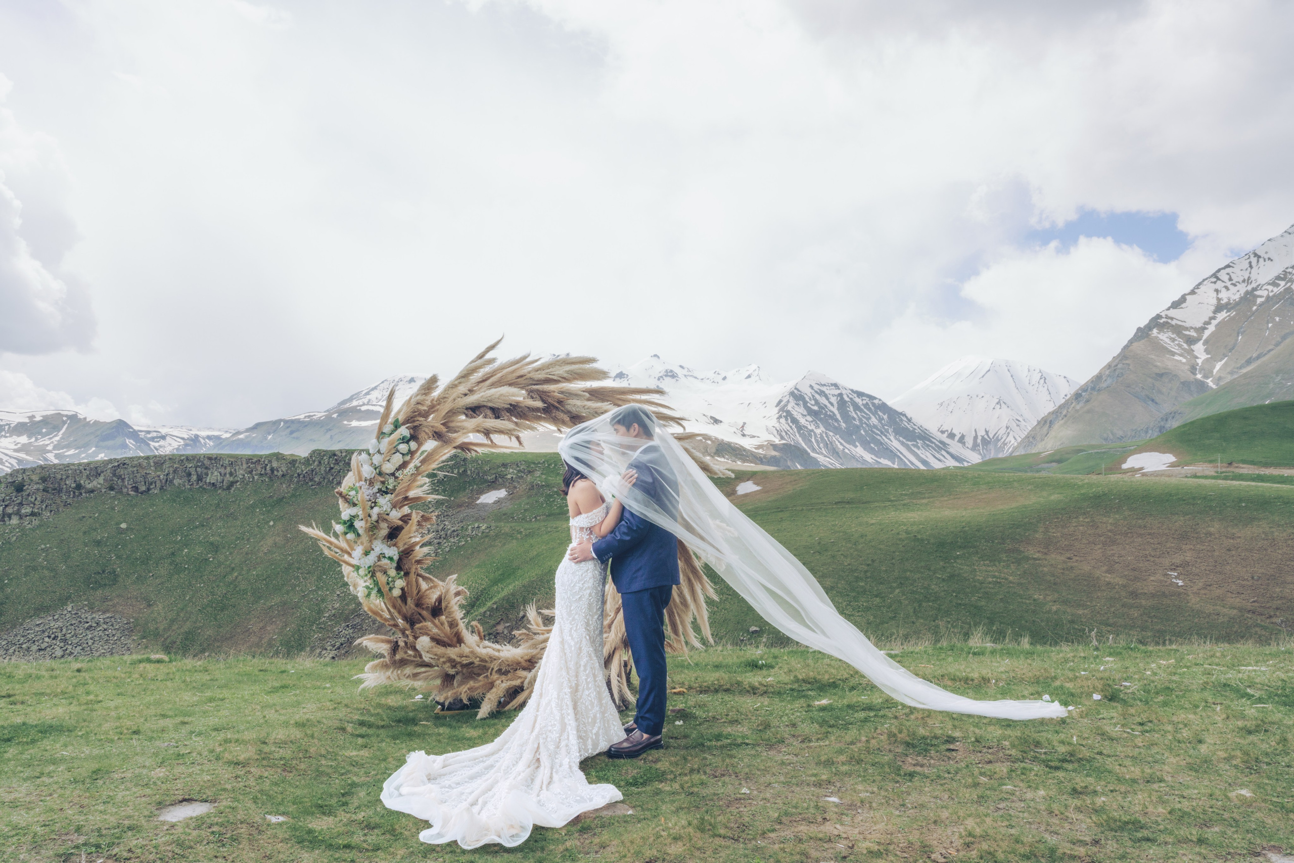 Wedding gudauri. Create your own history with Pierre Studio