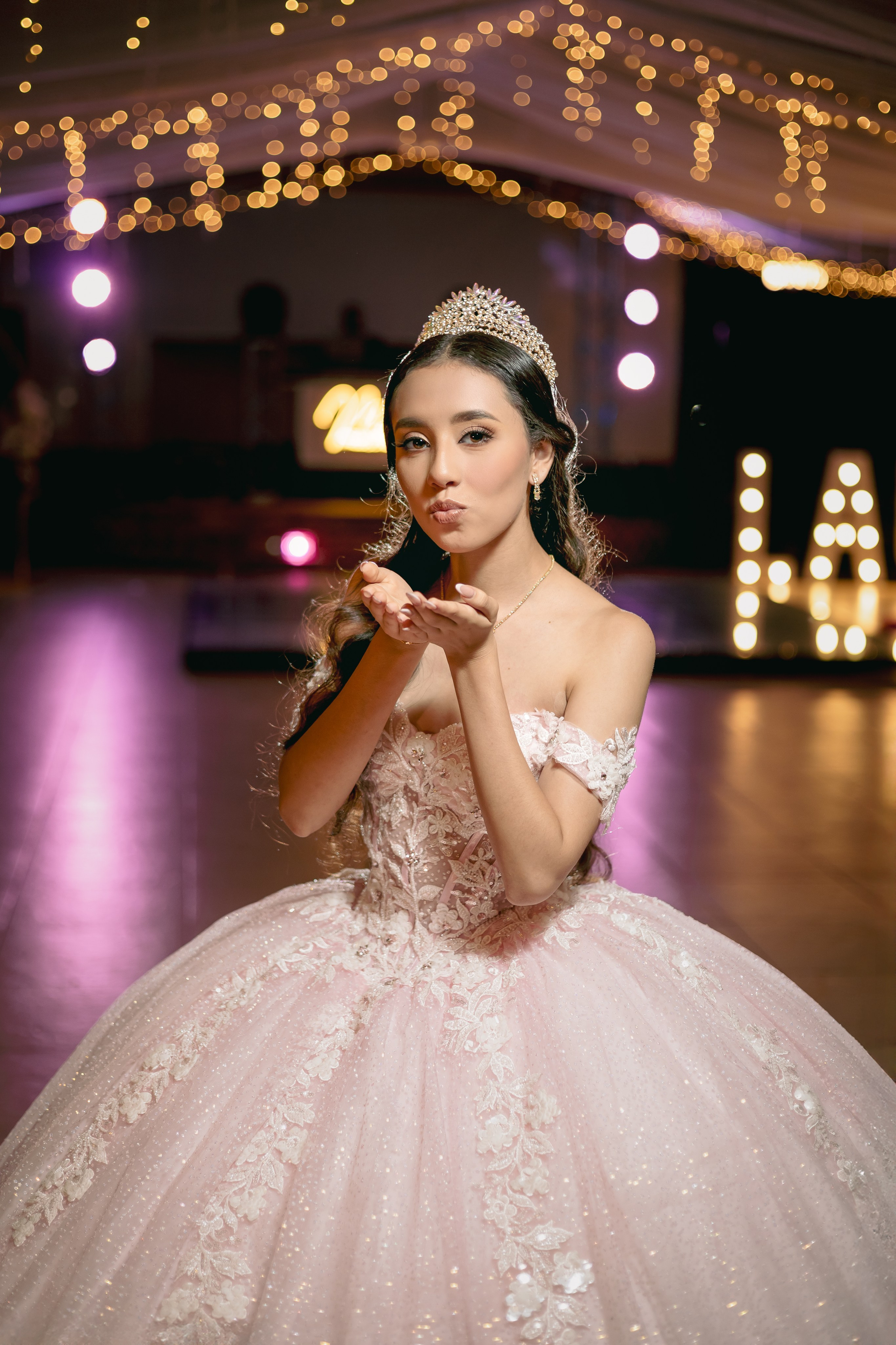 QUINCEAÑERAS. Milena Maro Fotografía: estudio profesional en Acacías, Meta. Retrato familiar, infantil, maternas, eventos y empresas