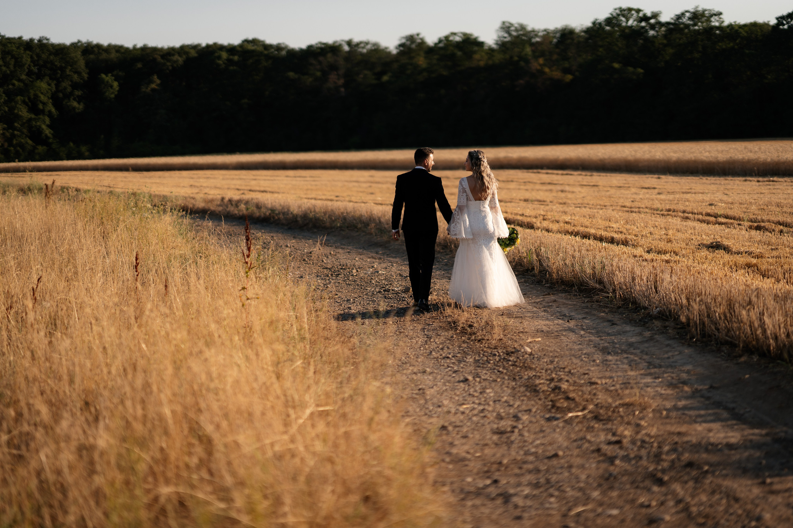 Sandra & Razvan. Destination Wedding Photographer Alex Pasarelu