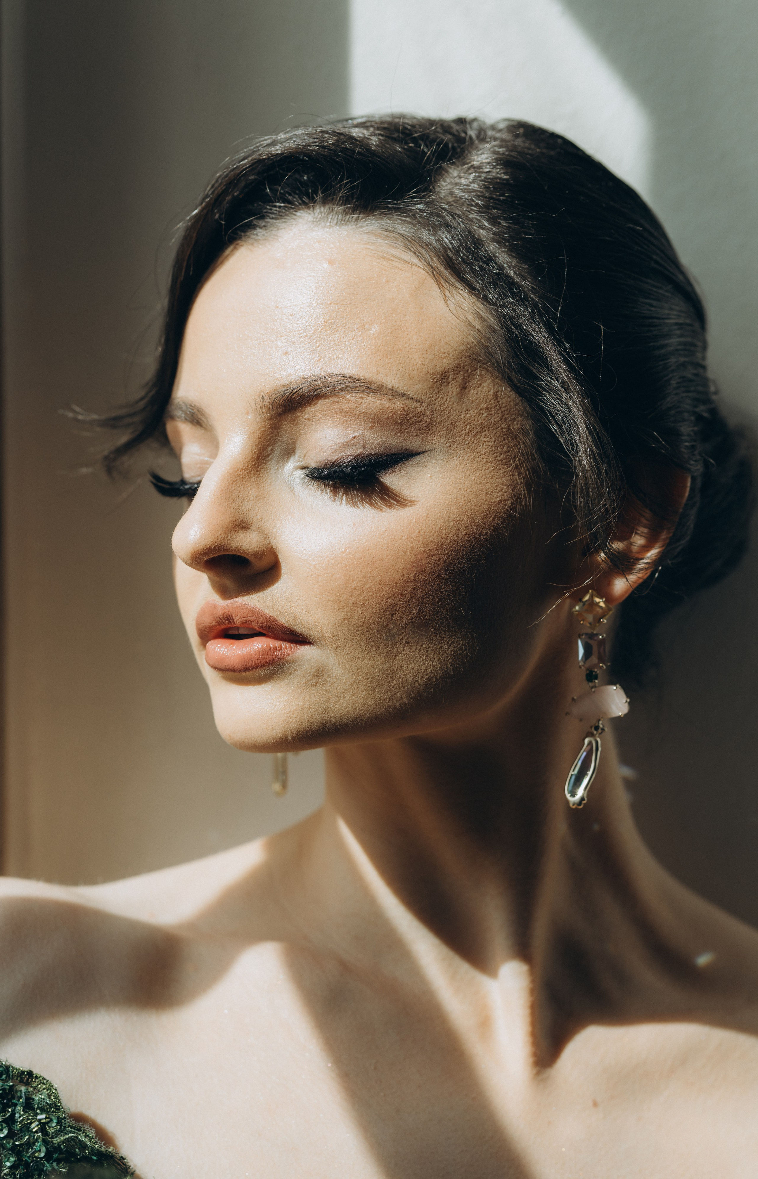 Riikka Couture, Riikka Ikäheimo, Violetta Keller, Portrait, Dancer. Wedding and potrait photographer in Helsinki Vickan O