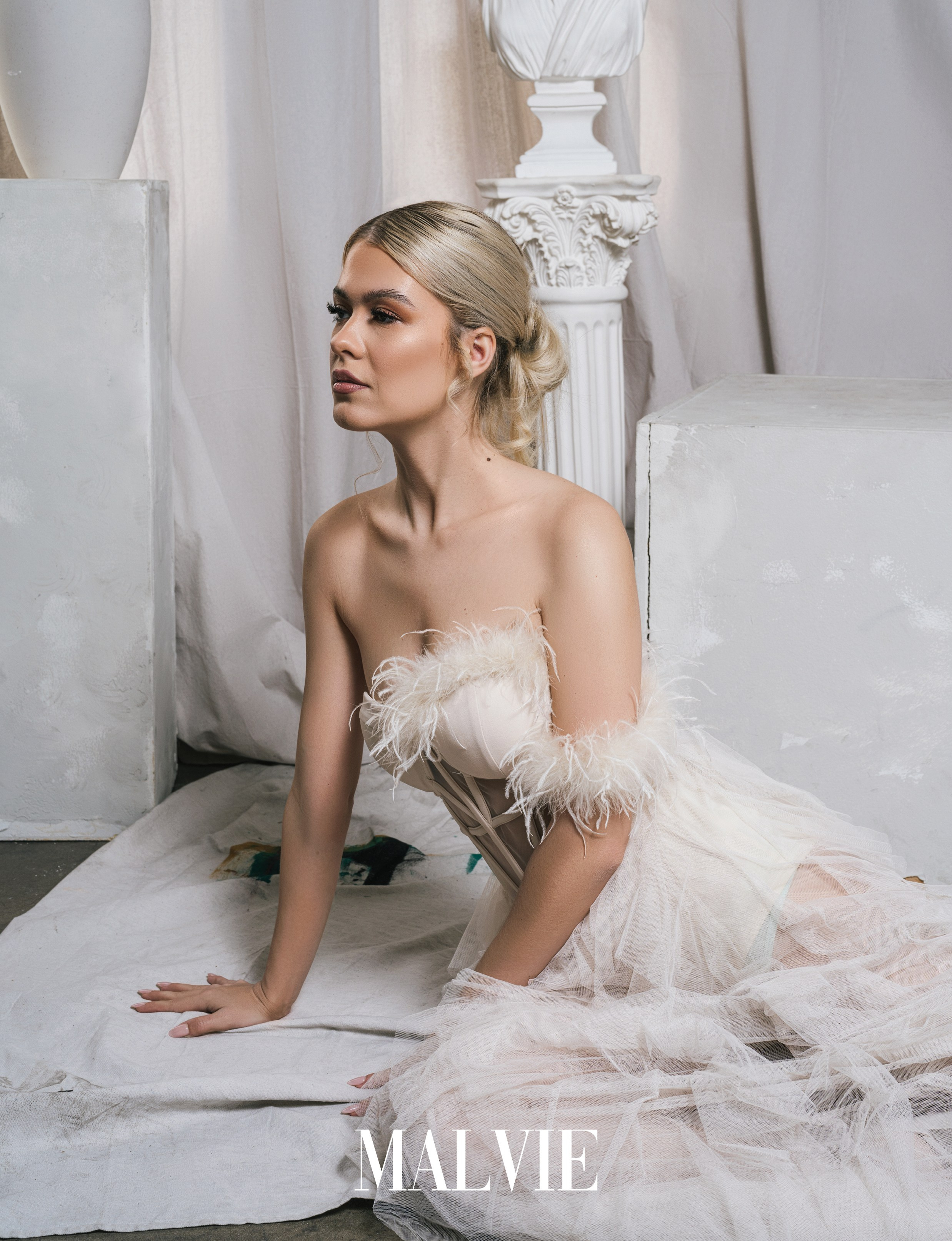 Retouched magazine photo with detailed beauty enhancement