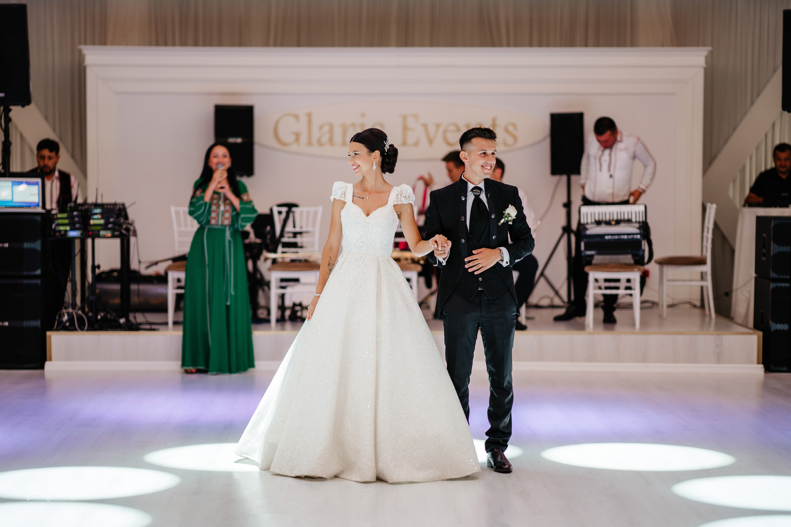 Amalia & Denis – Poveste foto de iubire. Fotograf de nuntă, corporate, botezuri, majorate și aniversări Roman, Lucaci Cornel