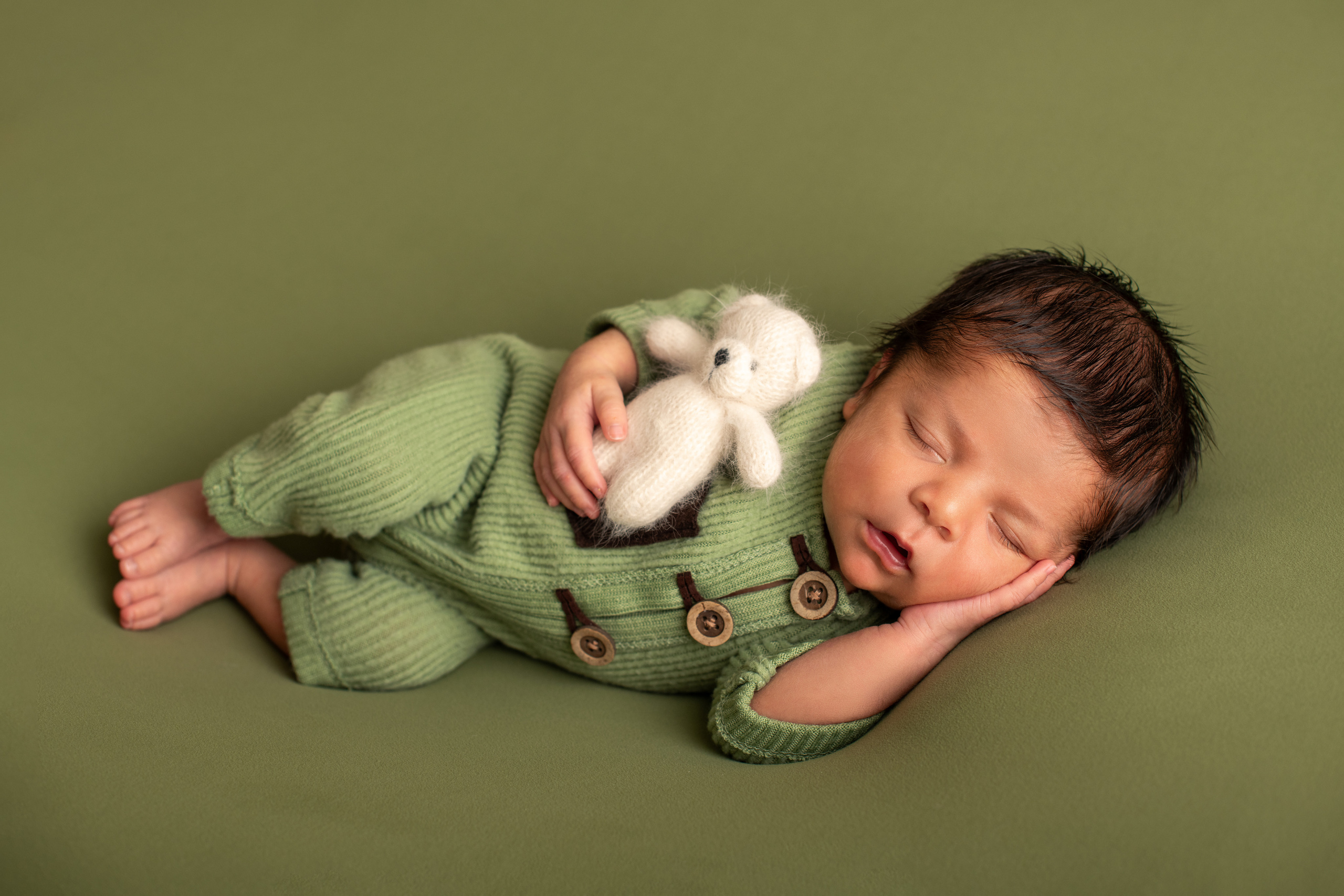 Newborn. Newborn photographer Sacramento