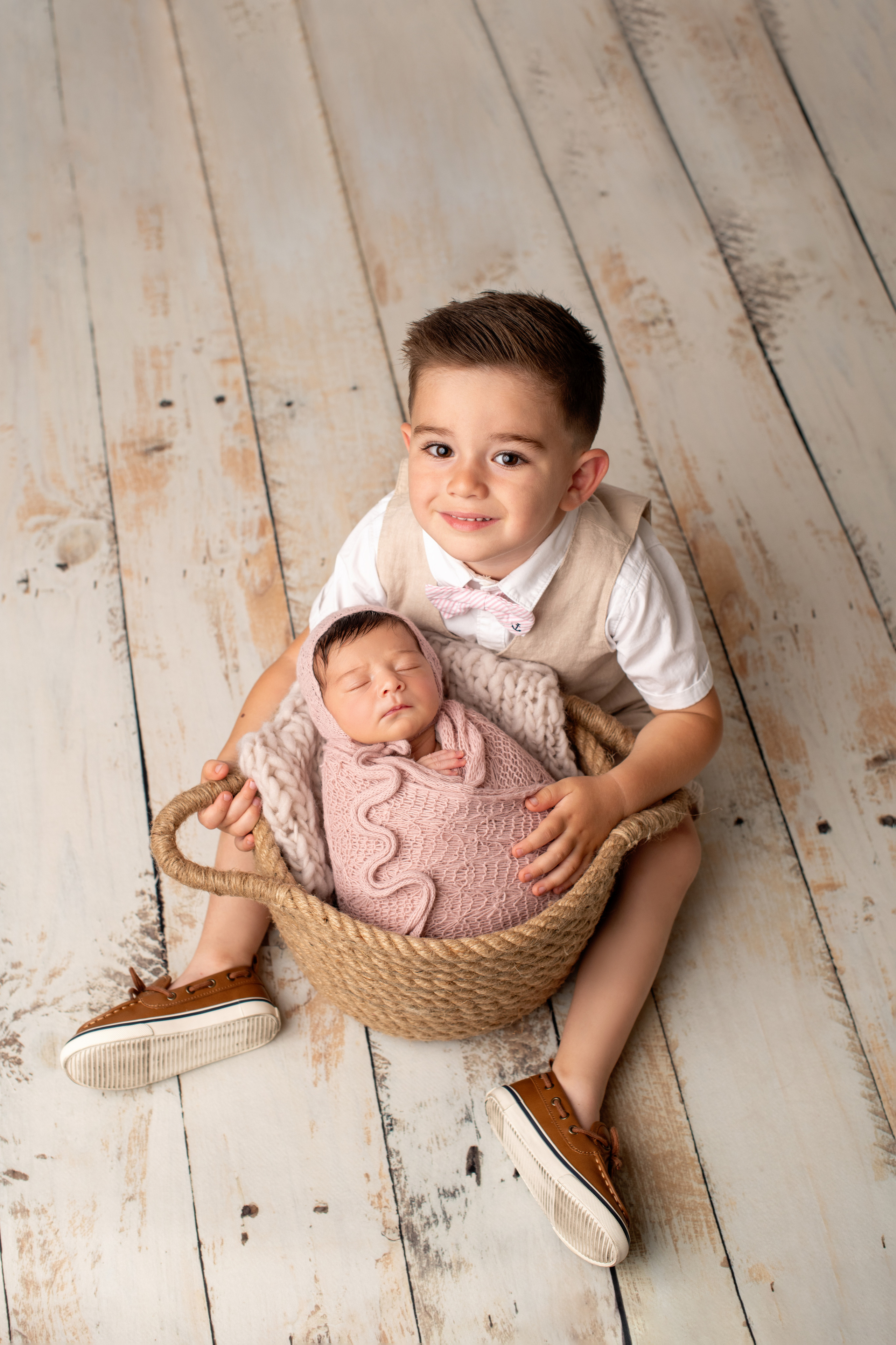 Newborn. Newborn photographer Sacramento