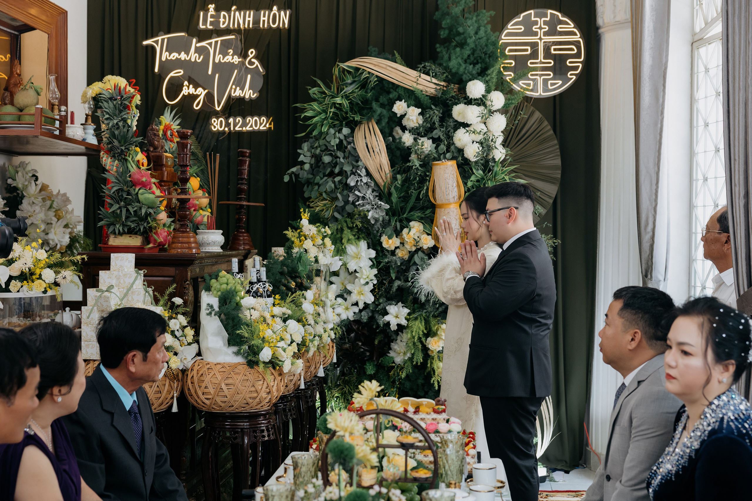 THẢO & VINH / Engagement 30.12.2024. Nhiếp ảnh gia đám cưới hàng đầu tại Thành Phố Hồ Chí Minh