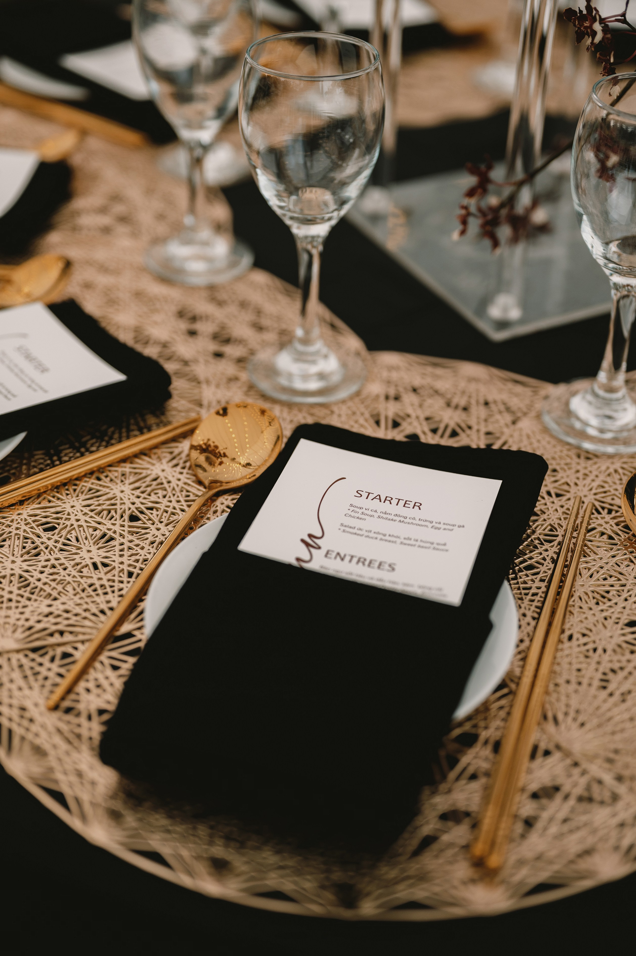 JESSE & MIMI / Destination wedding. Nhiếp ảnh gia đám cưới hàng đầu tại Thành Phố Hồ Chí Minh