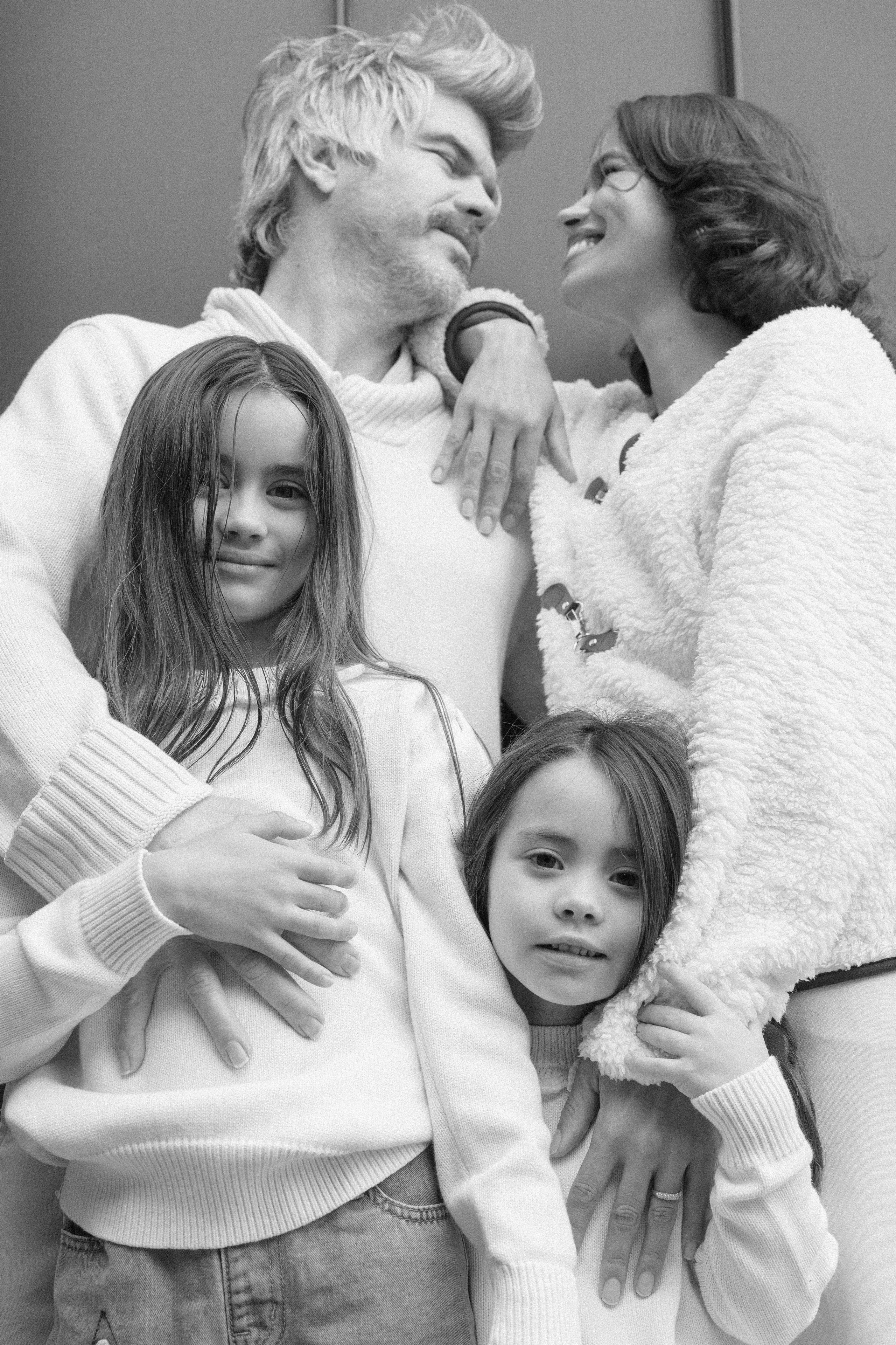 Christmas Family Shoot. Portrait, family, maternity & wedding photography & videography in SoCal Kseni Vibe