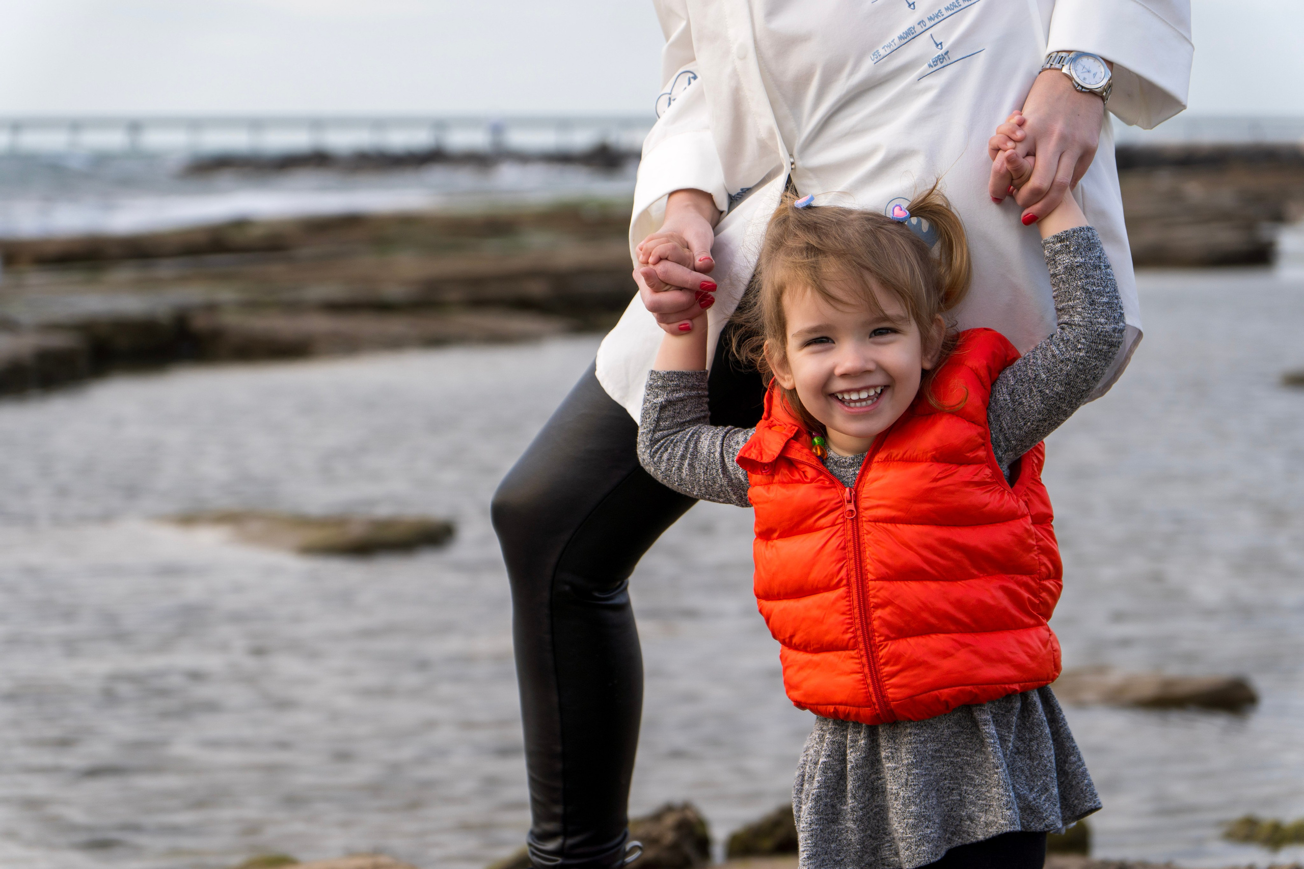 Elina and her little princess. Art and outdoor photography