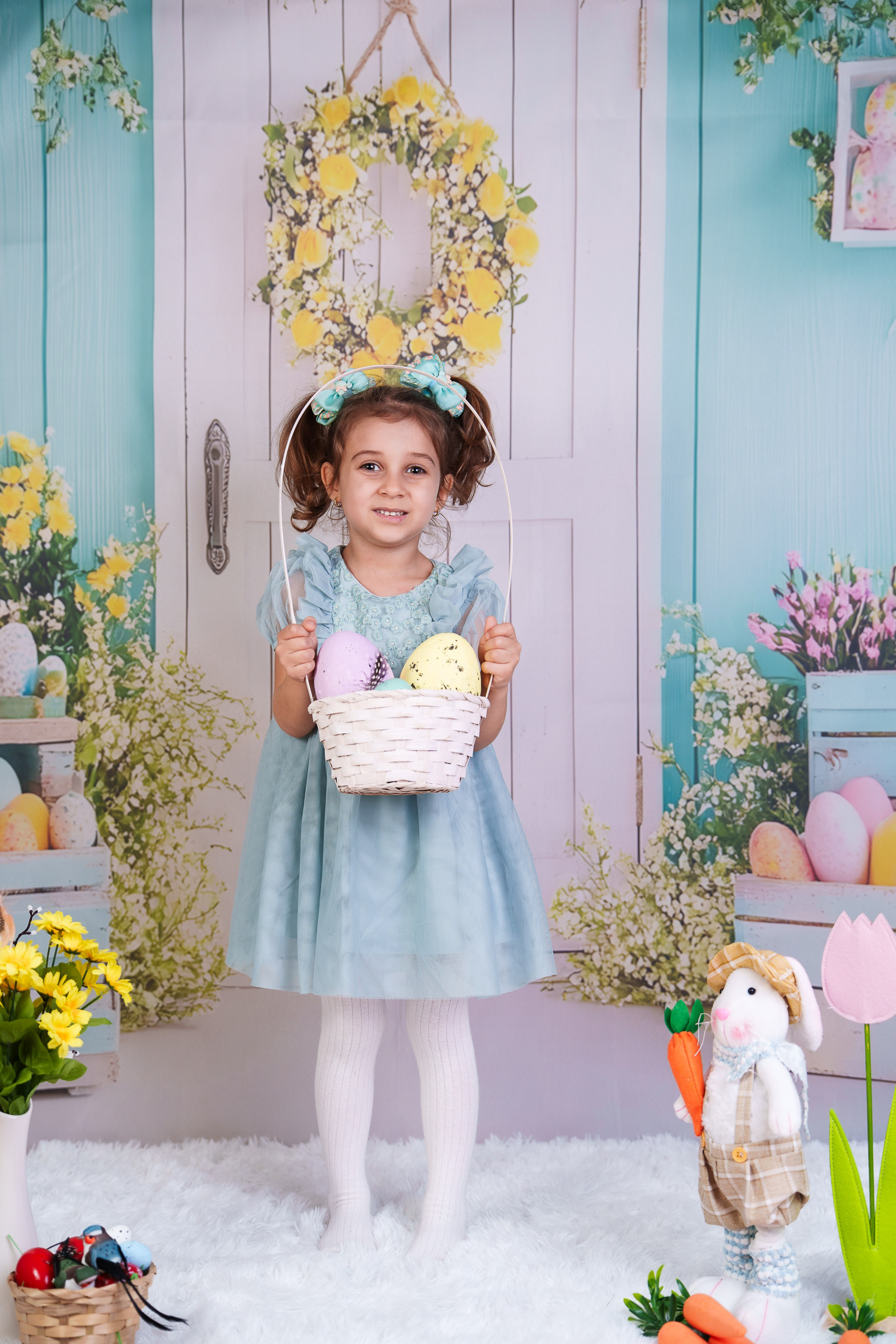 Sedinta foto Paste - Gradinita Miniterra. Liviu Andrei - Fotograf