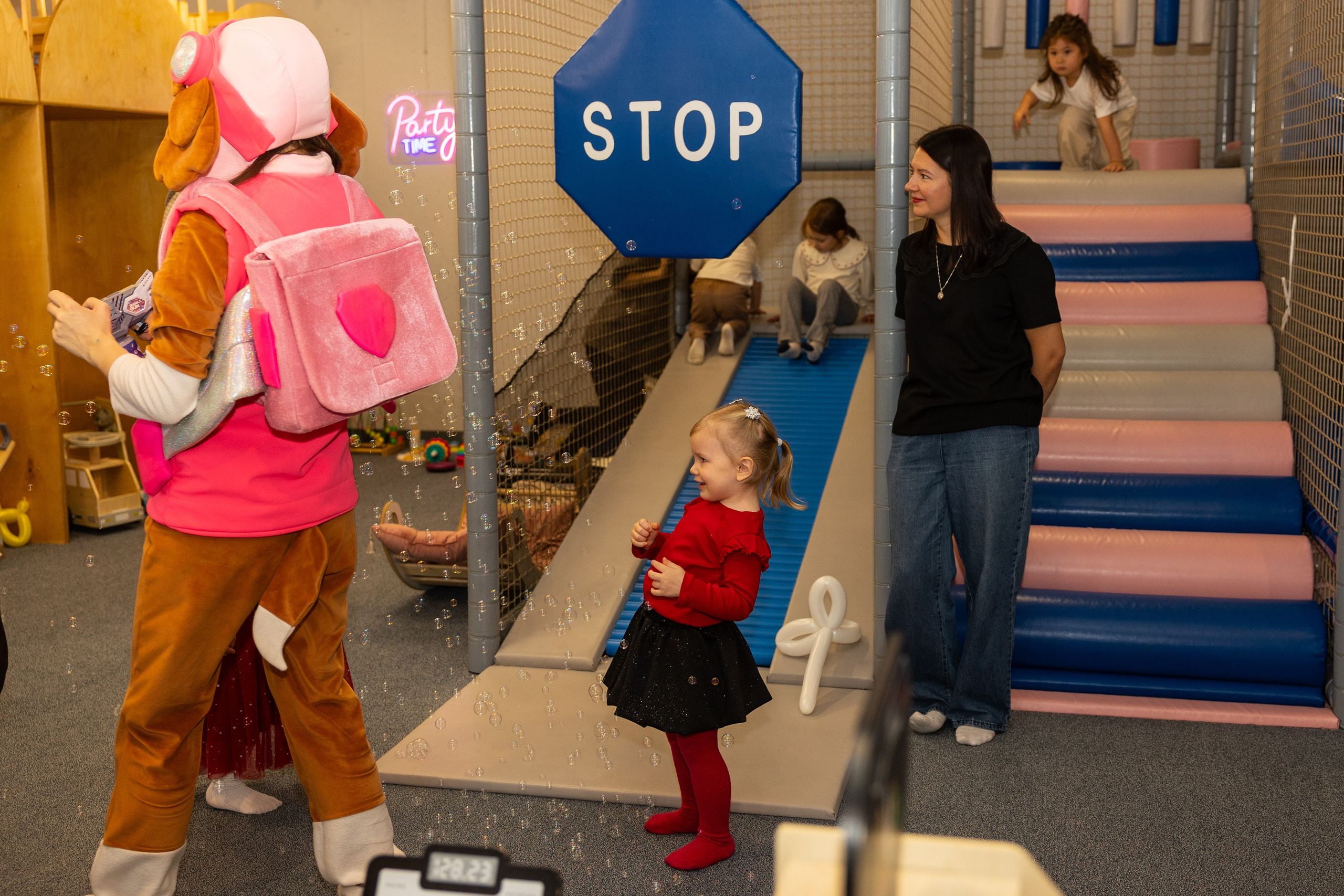 День рождения Артёма 24 января 2026 года. Семейный и детский фотограф в Варшаве Мила Бобровская