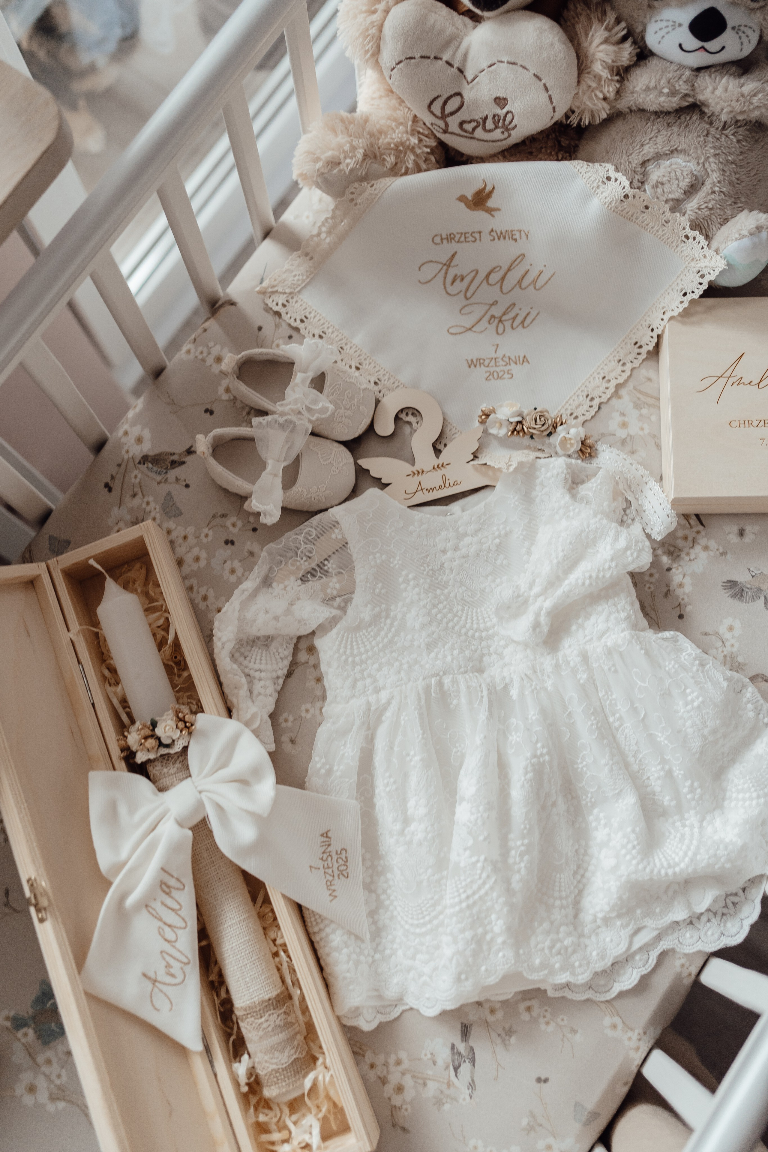 Reportaż z okazji Chrztu Świętego w Łodzi. Fotograf Łódź - sesja ciążowa, noworodkowa, dziecięca. Studio w Łodzi