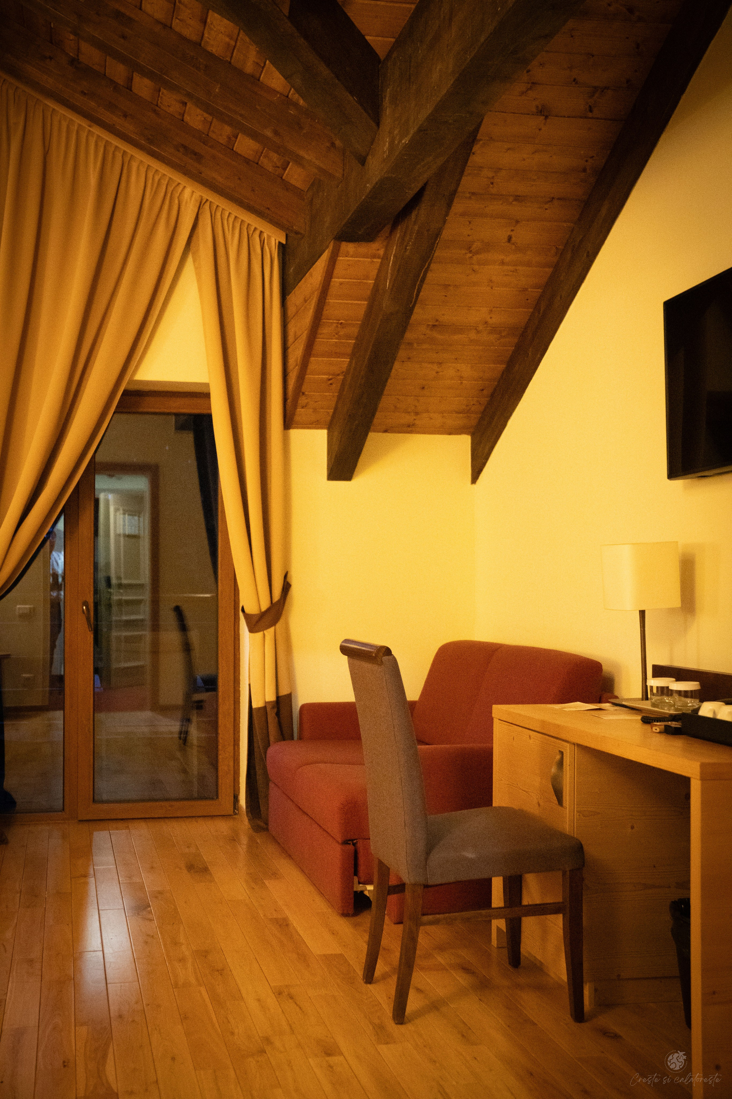 Ana Hotels. Creste si calatoreste