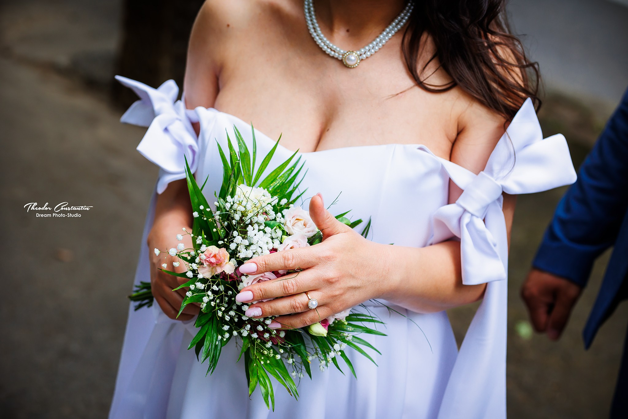 Logodna. Dream Studio Galați – ședințe foto profesionale pentru familie, portrete și evenimente