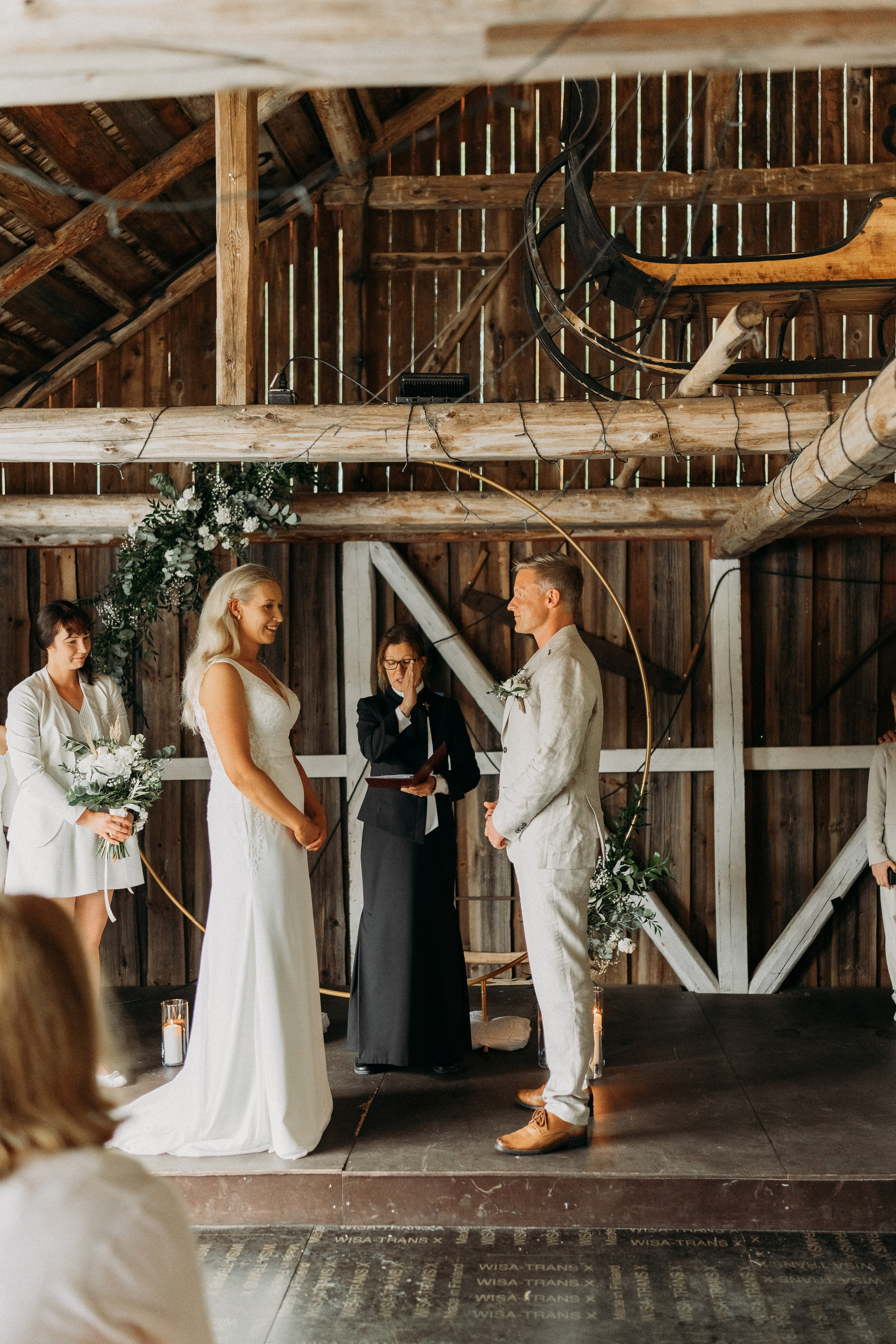 A&O. Wedding and potrait photographer in Helsinki Vickan O