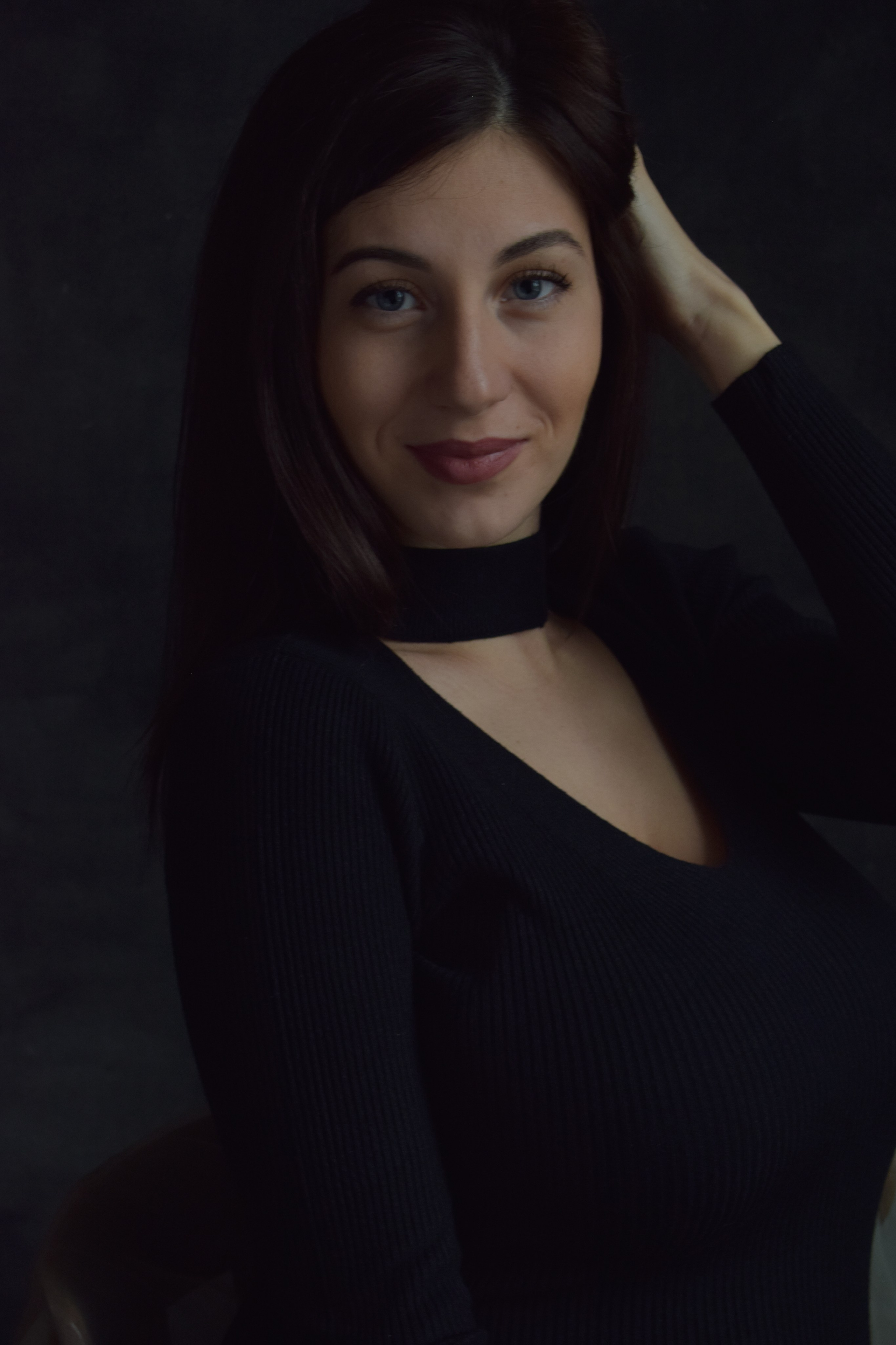 Maternity photoshoot (Studio). Photographer Margarita Antonova in Naas, Co Kildare