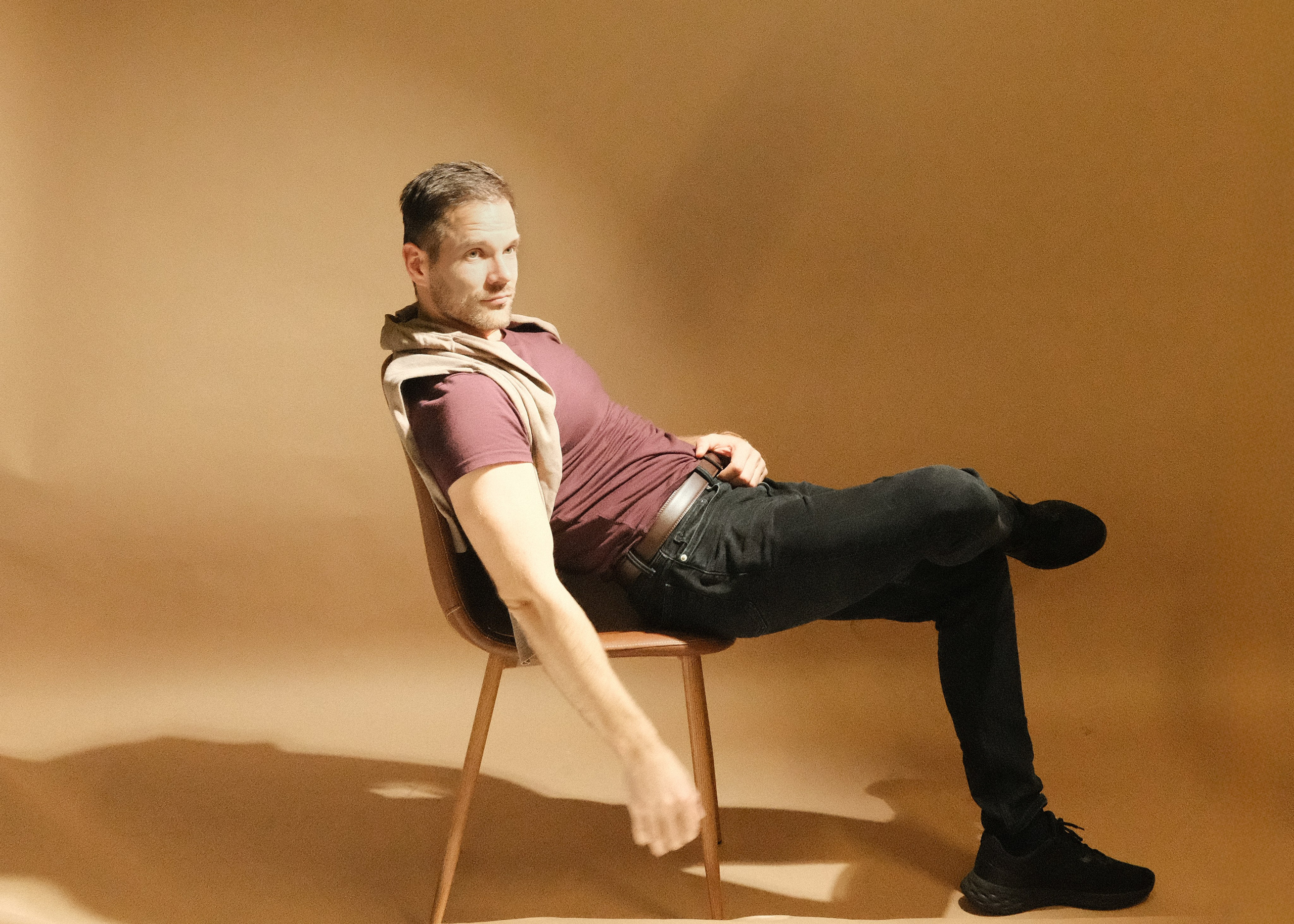 Fotosesija ar Tomu. Sajūtu un mirkļu fotogrāfs no Rīgas, Mārtiņš Babris